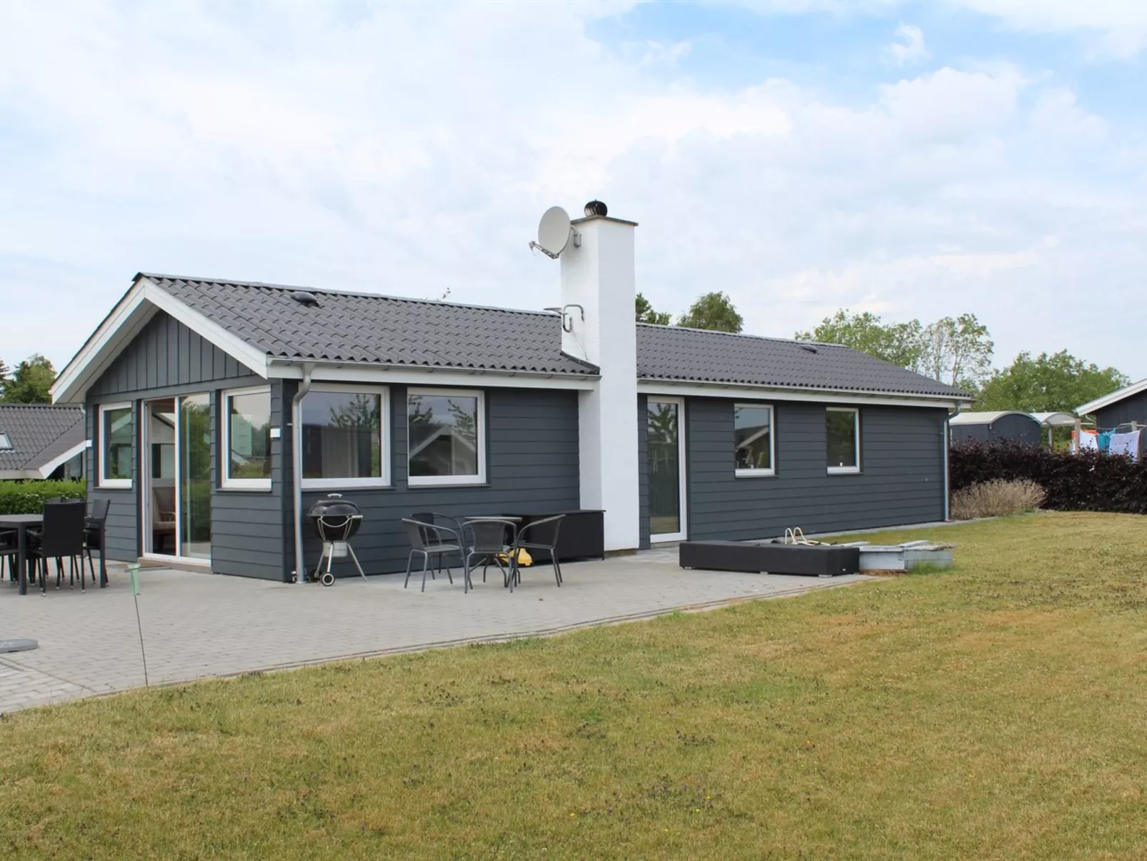"Jannik" - 300m from the sea-Buiten