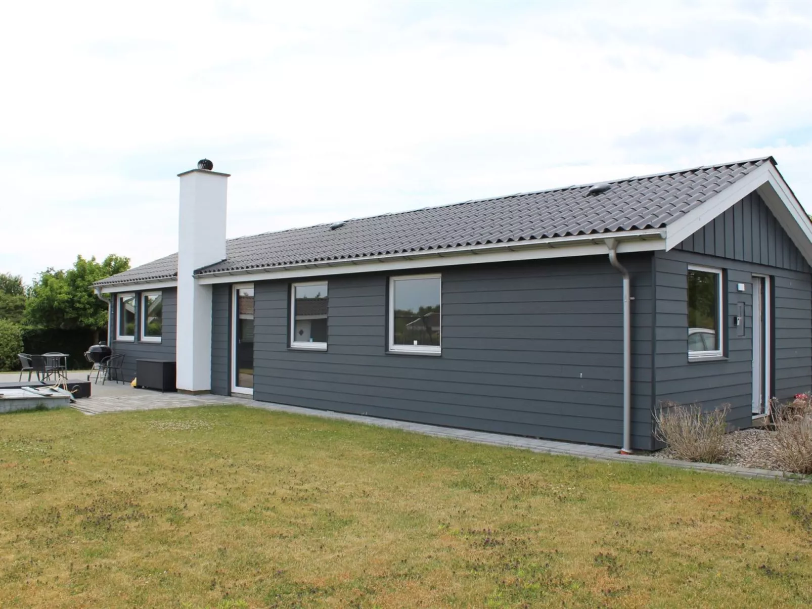 "Jannik" - 300m from the sea-Buiten
