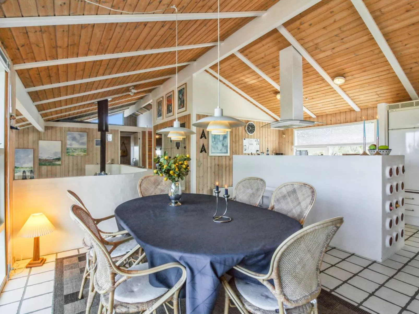 "Hrefna" - 500m from the sea-Buiten