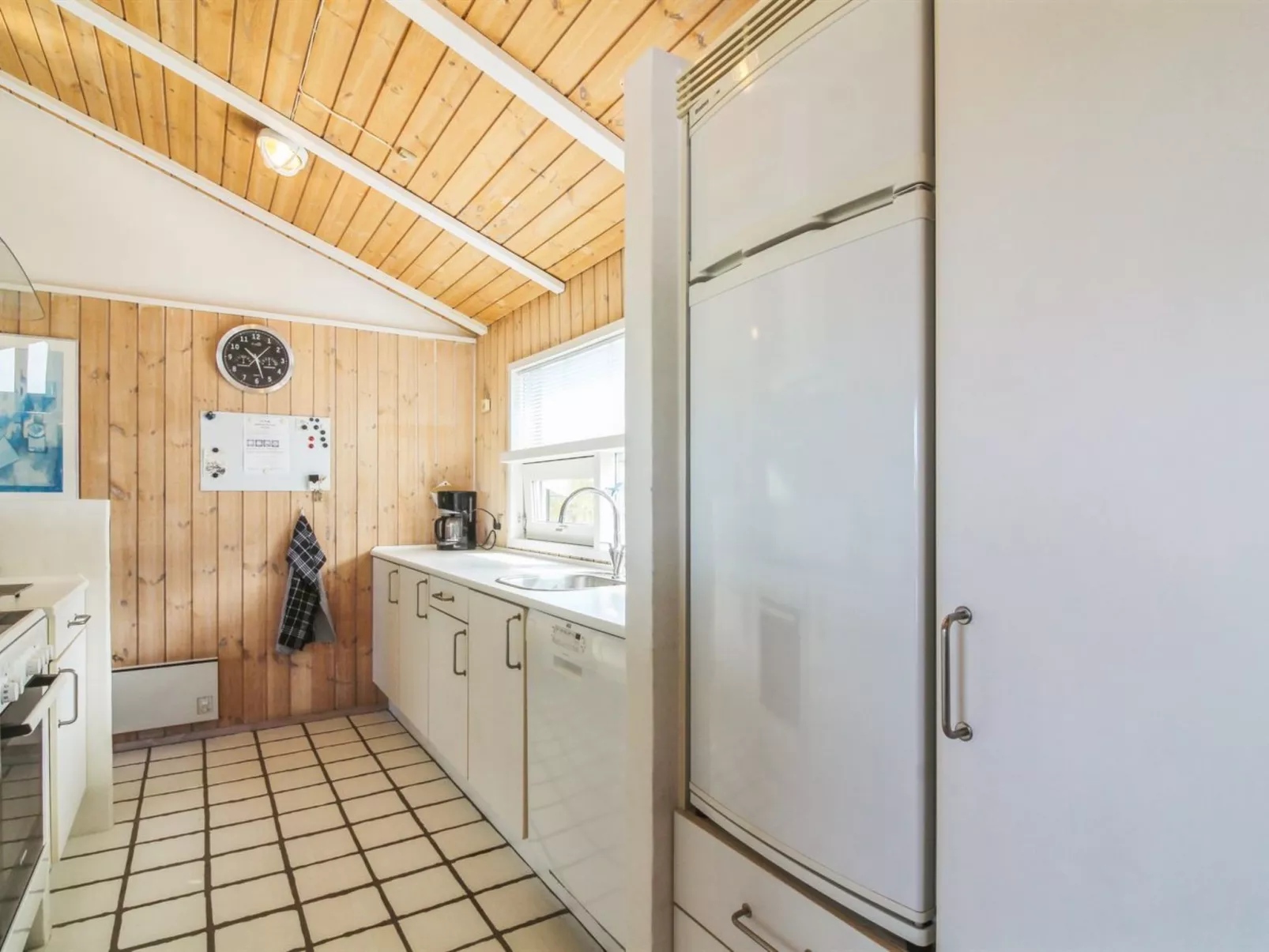 "Hrefna" - 500m from the sea-Buiten