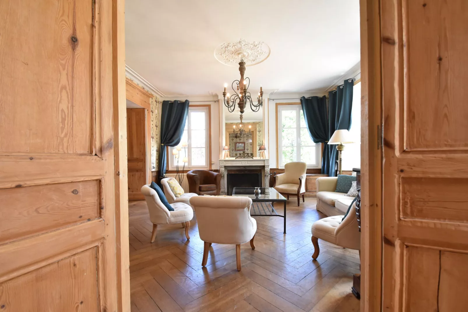 Château 19 personnes-Woonkamer