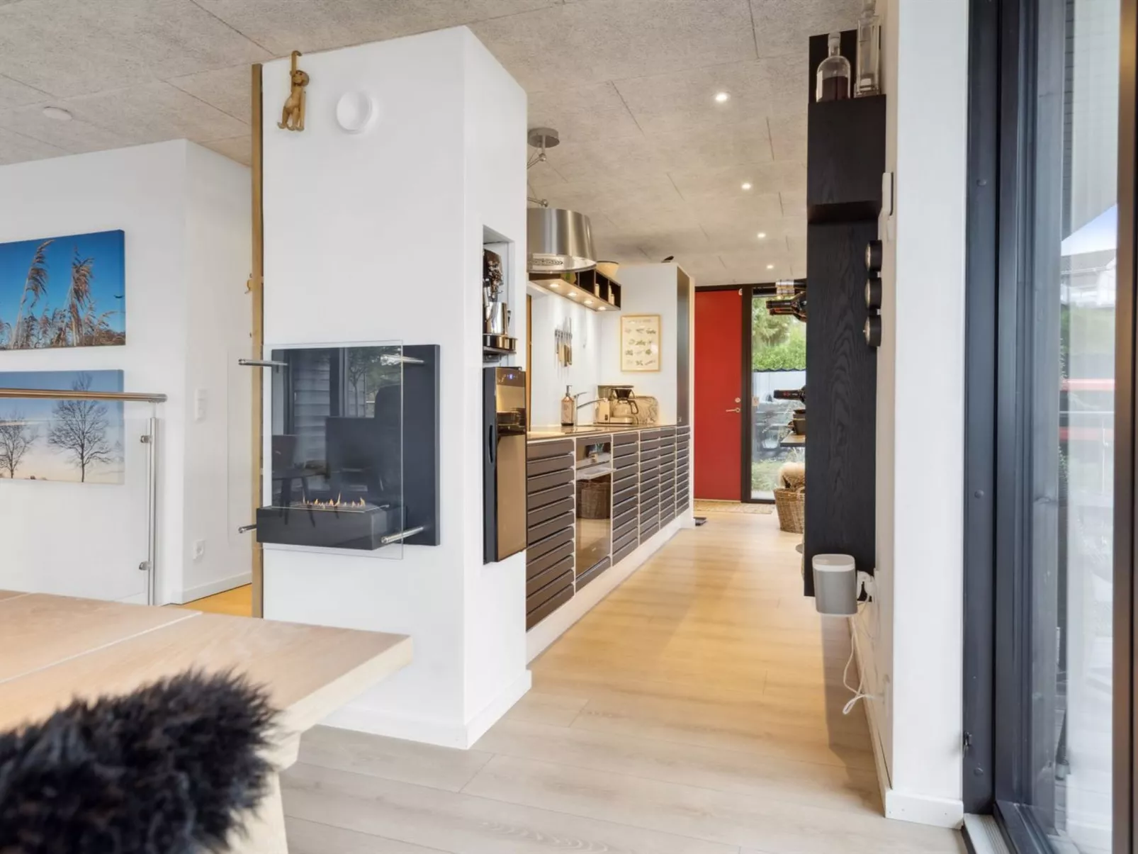 "Iarund" - 600m from the sea-Buiten