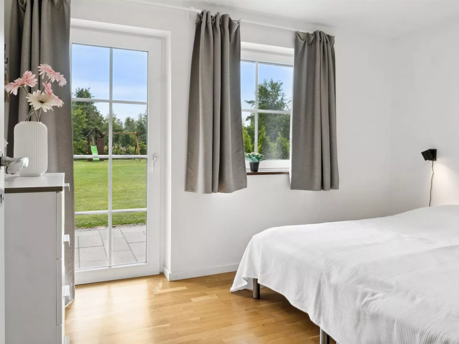 "Ronia" - 900m from the sea-Buiten
