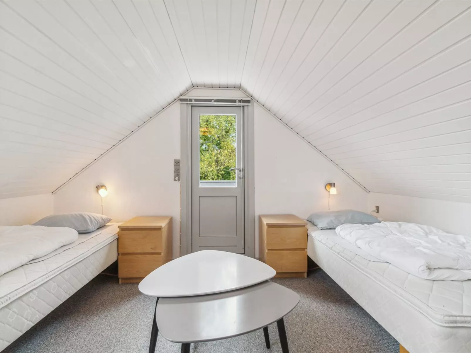 "Kirsi" - 200m from the sea-Binnen