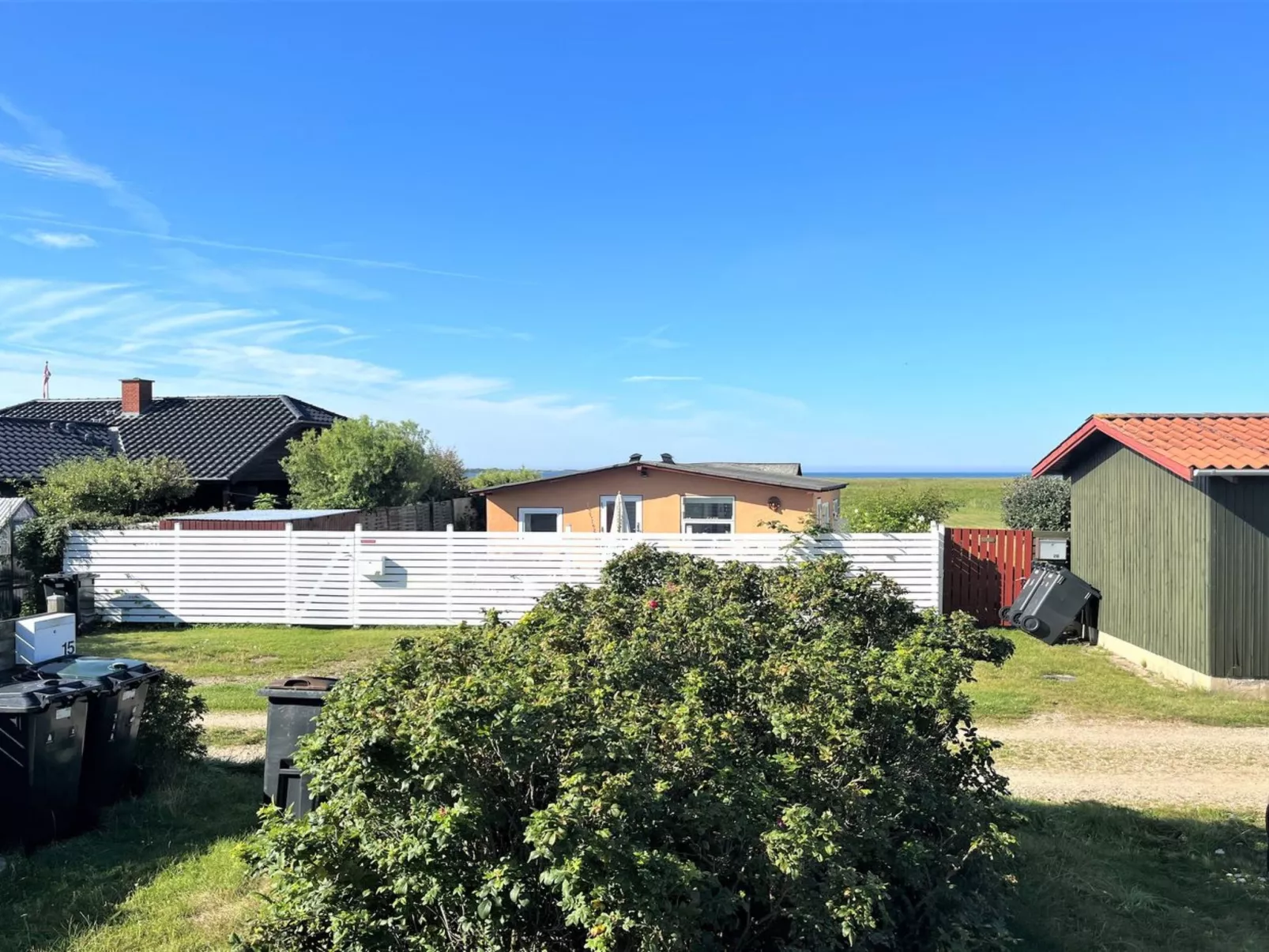"Raili" - 200m from the sea-Buiten