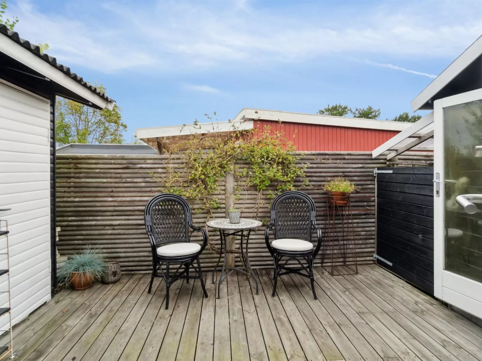 "Raili" - 200m from the sea-Buiten