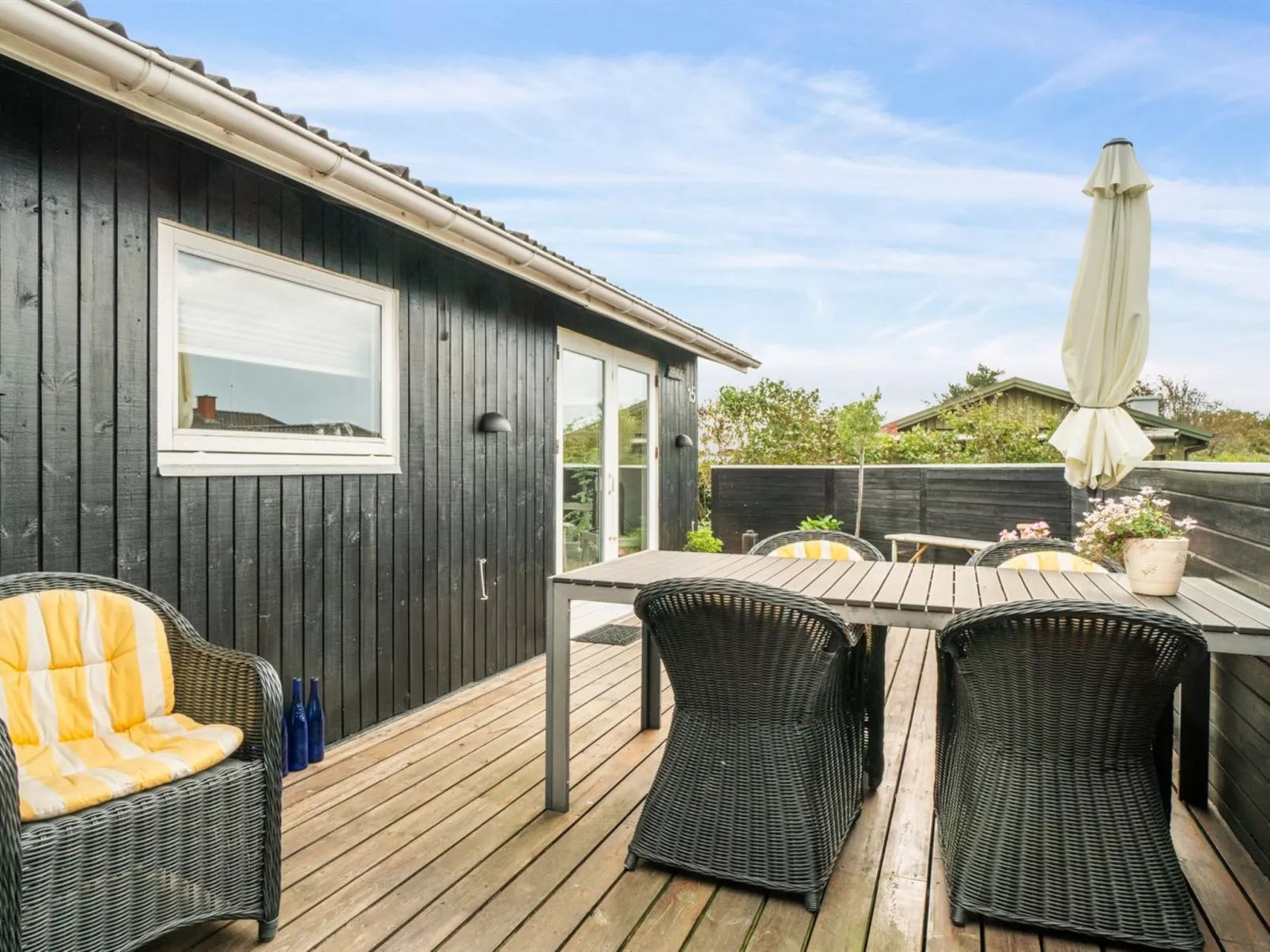 "Raili" - 200m from the sea-Buiten