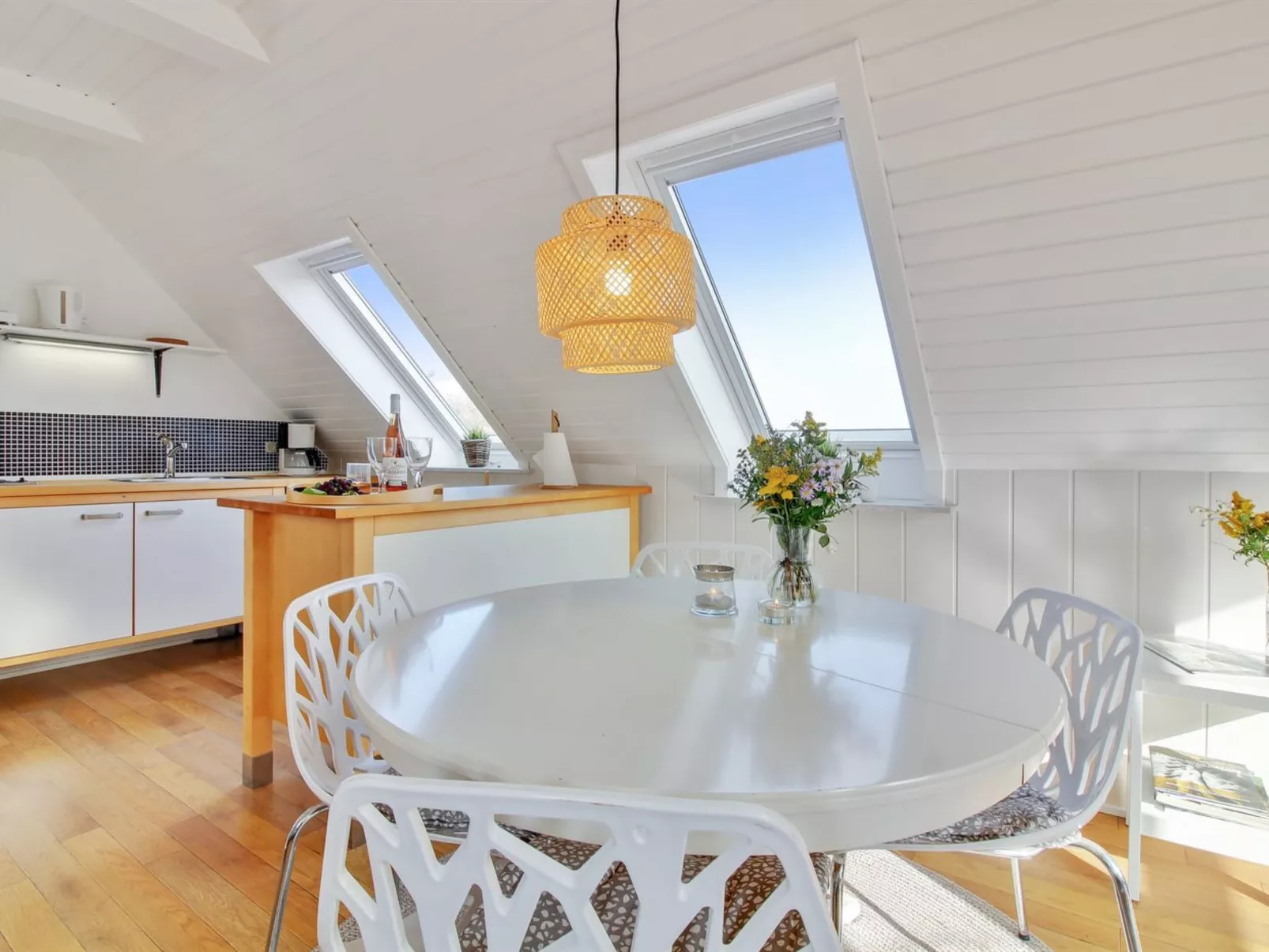"Beatrice" - 900m from the sea-Binnen