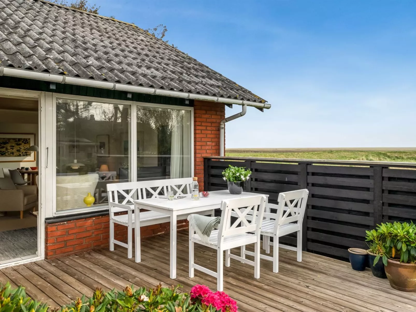 "Emmik" - 600m from the sea-Buiten