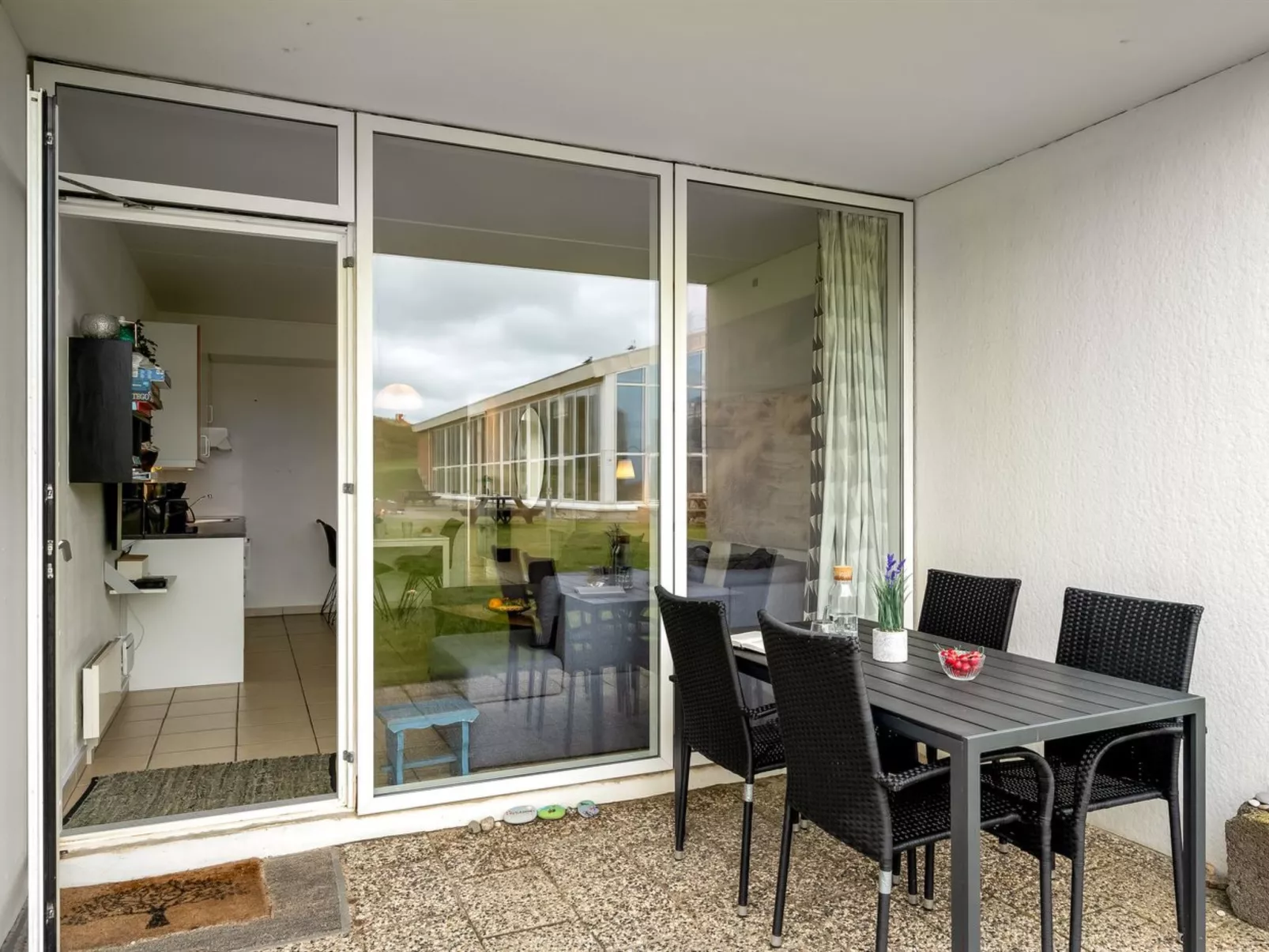 "Ellyn" - 250m from the sea-Buiten