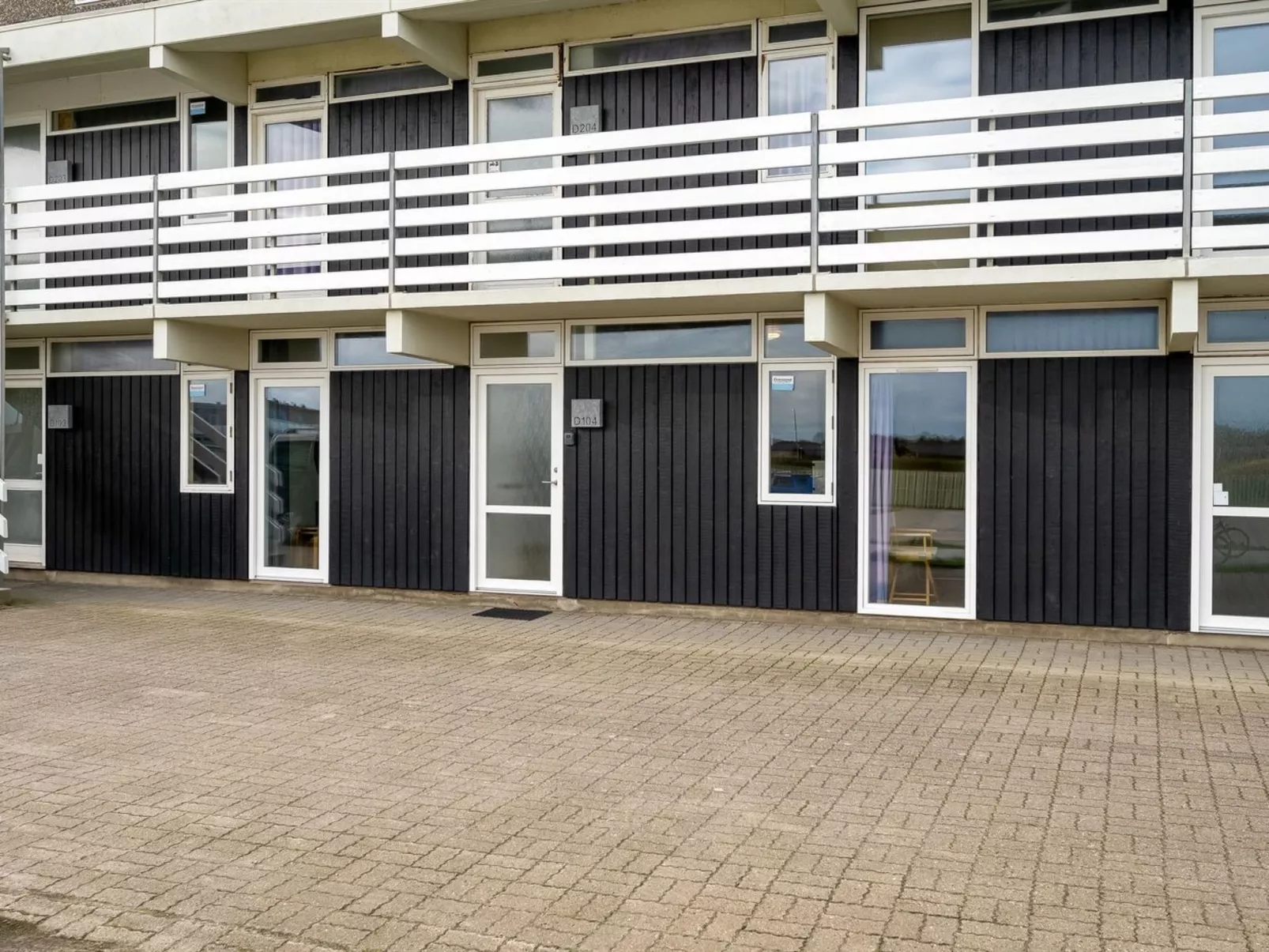 "Ellyn" - 250m from the sea-Buiten