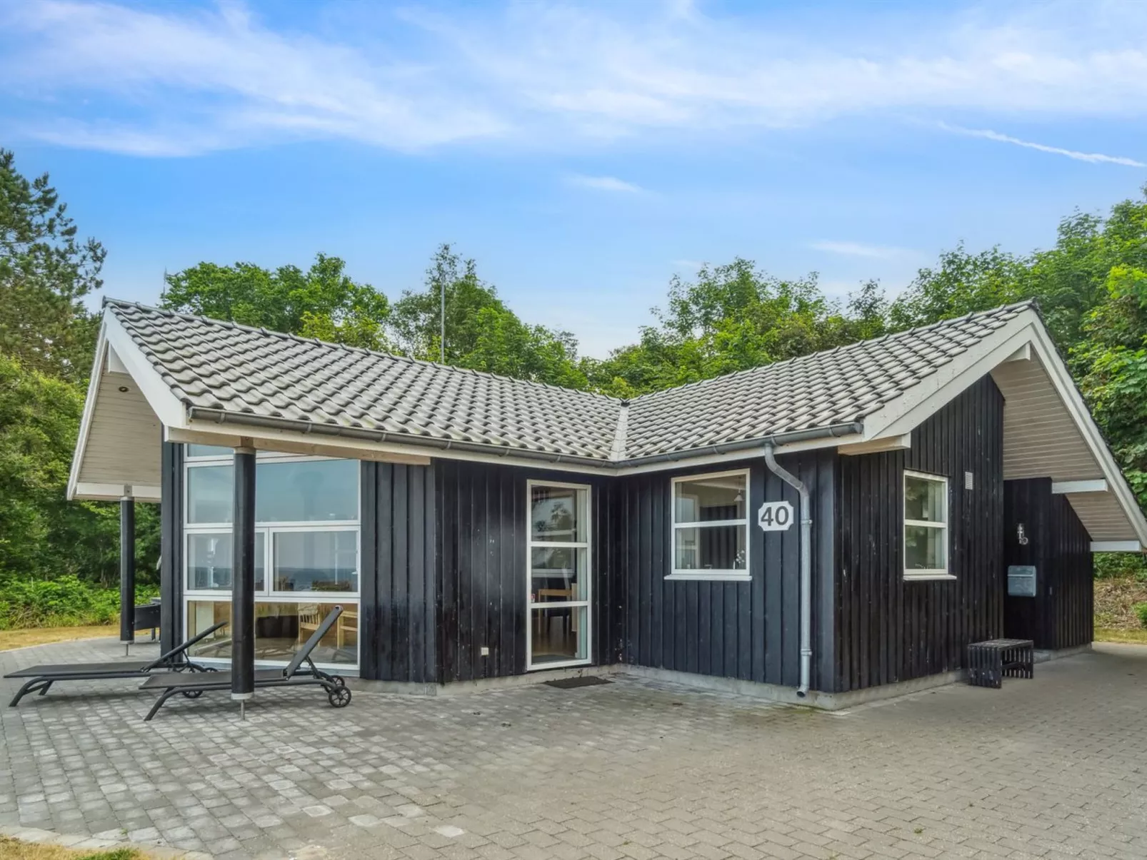 "Thorman" - 75m from the sea-Buiten