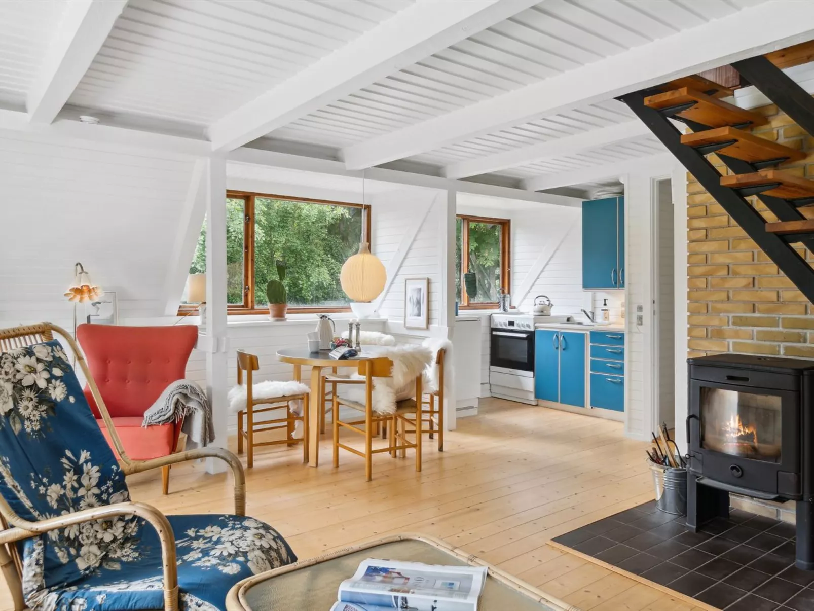 "Jouni" - 1.6km from the sea-Binnen