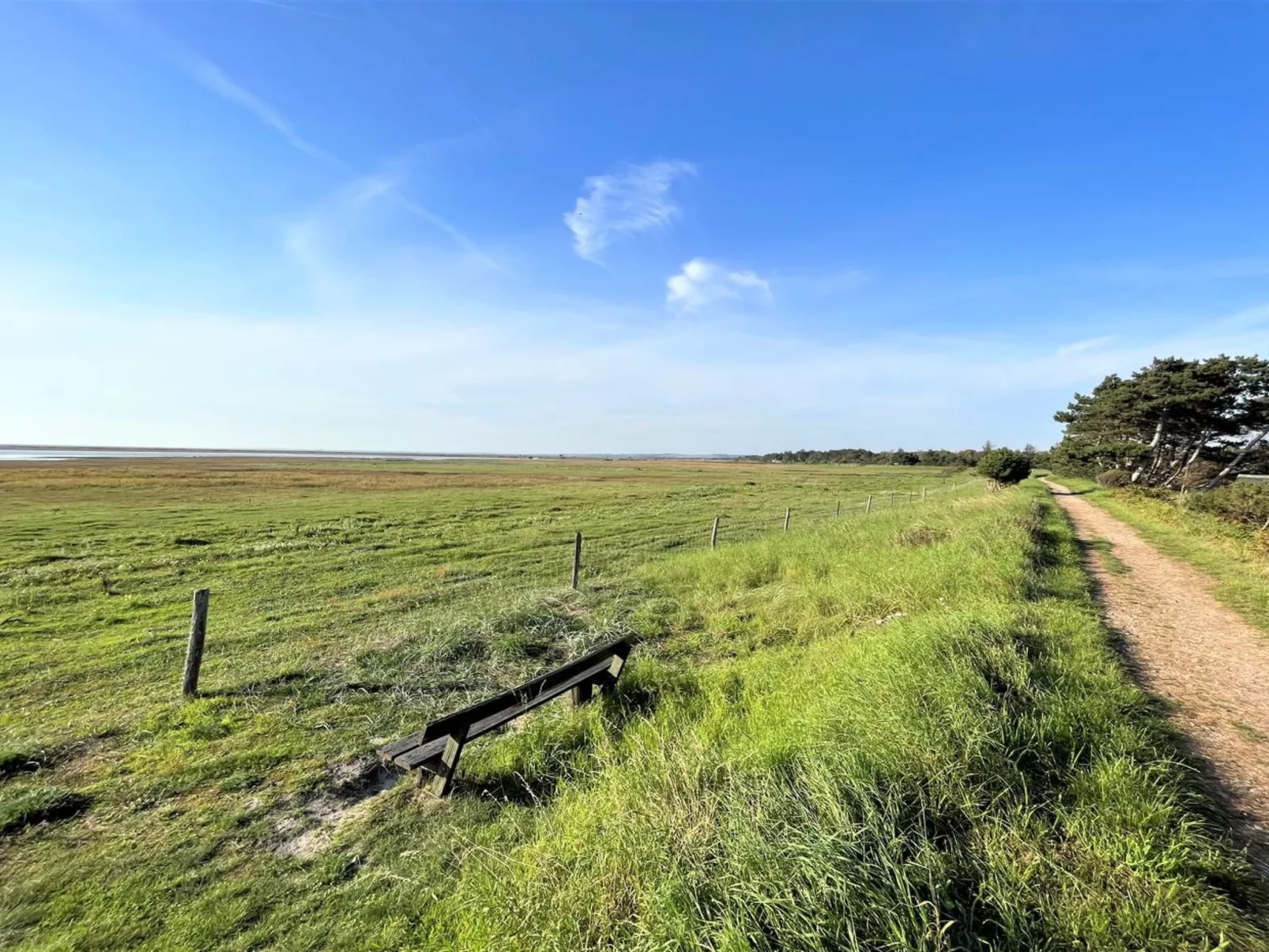 "Mella" - 625m from the sea-Buiten