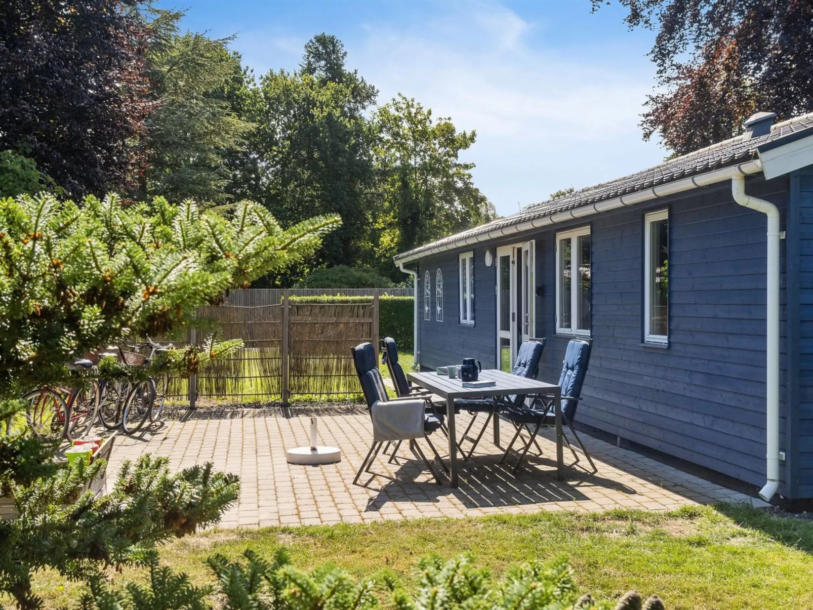 "Winona" - 300m from the sea-Buiten
