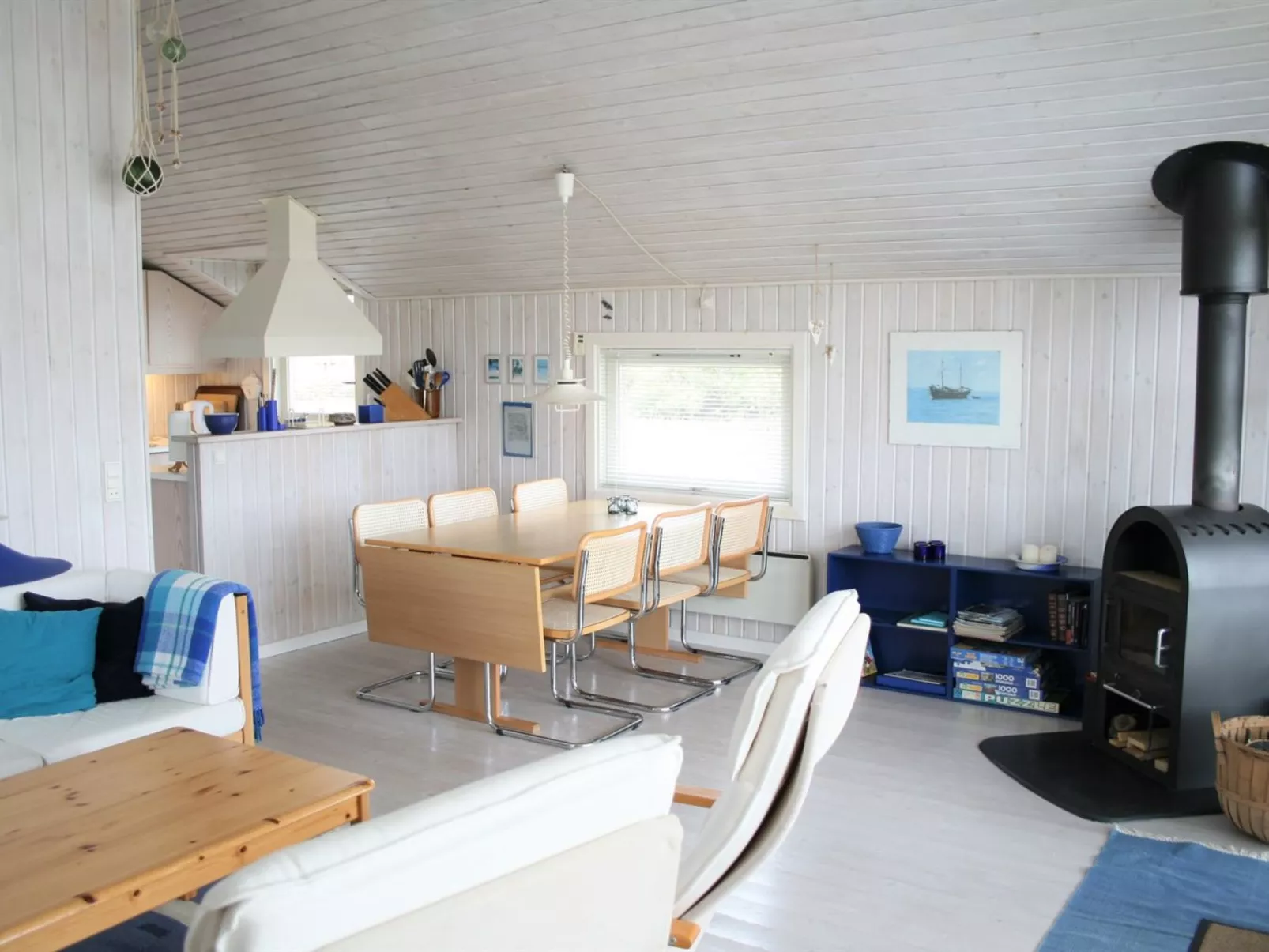 "Tonna" - 1km from the sea-Binnen
