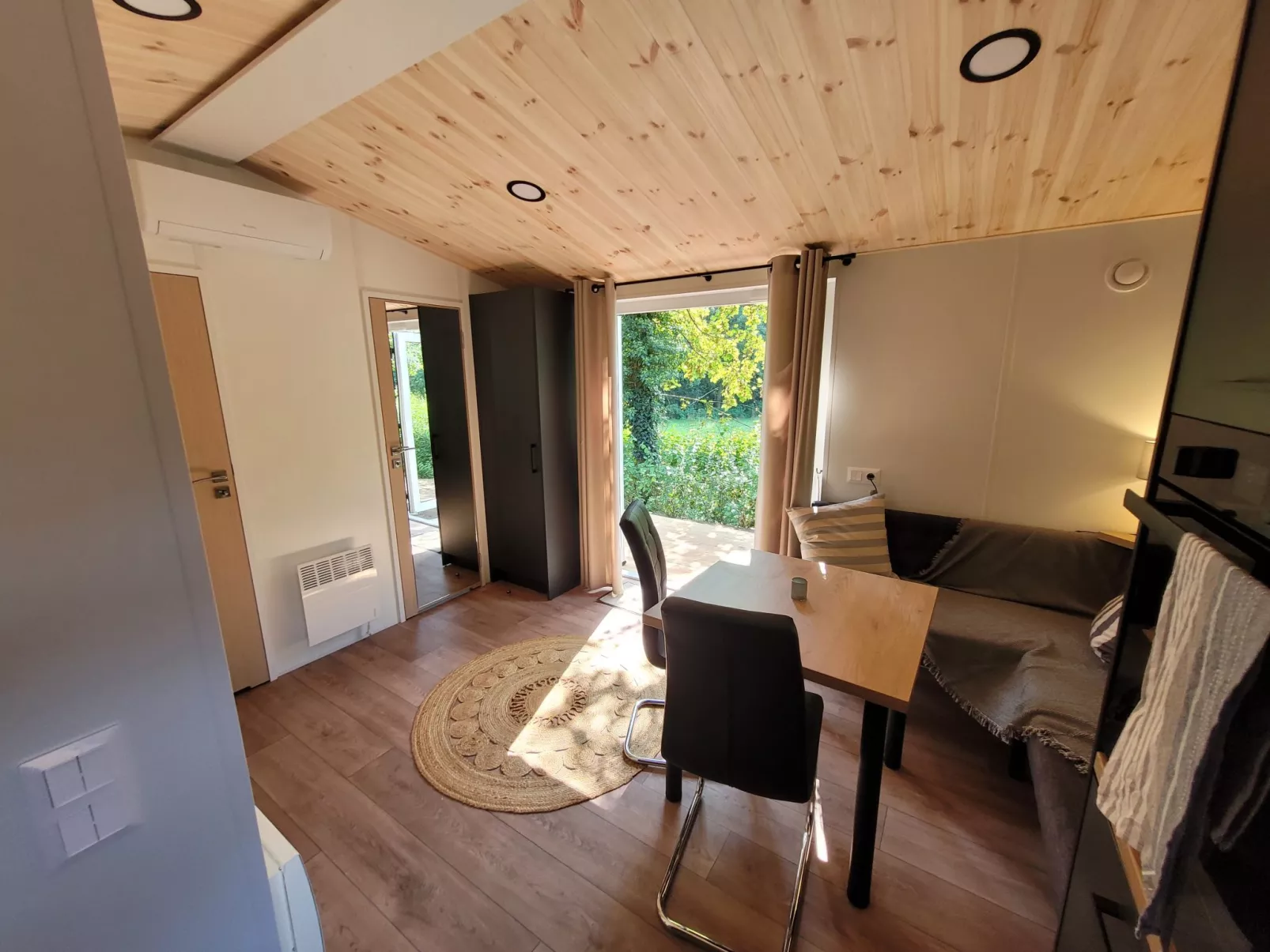 Tiny Haus Soul & Lake-Binnen