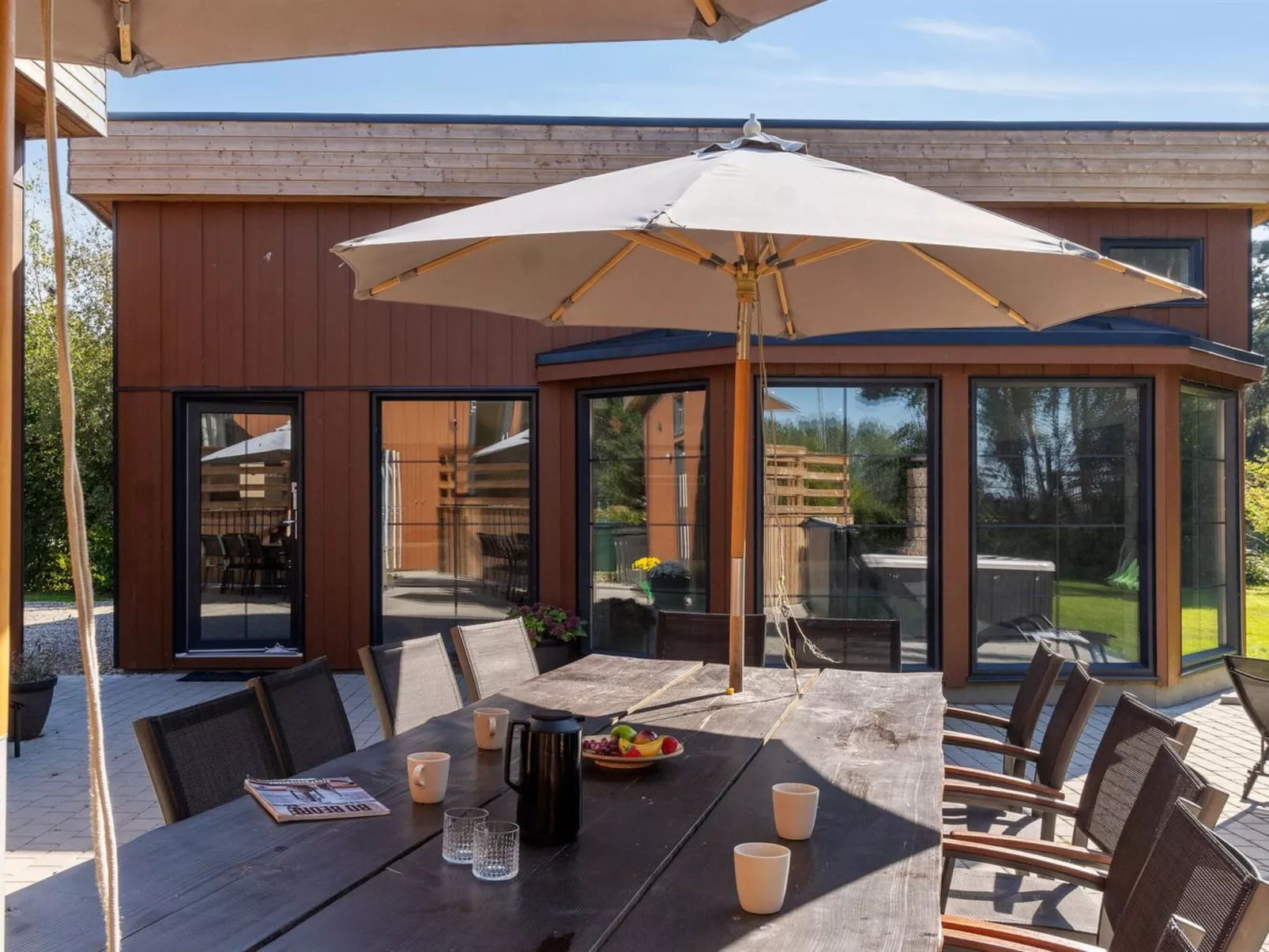 "Bjarka" - 700m from the sea-Buiten