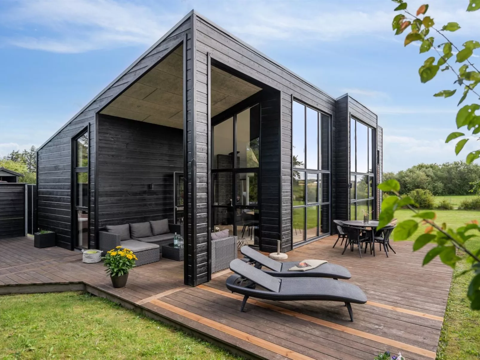 "Herdie" - 900m from the sea-Buiten