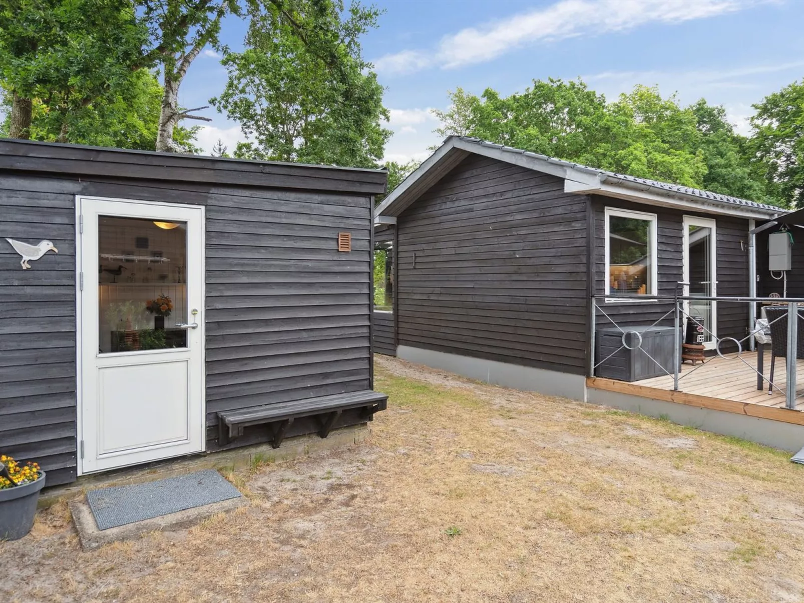 "Tjarven" - 300m from the sea-Buiten