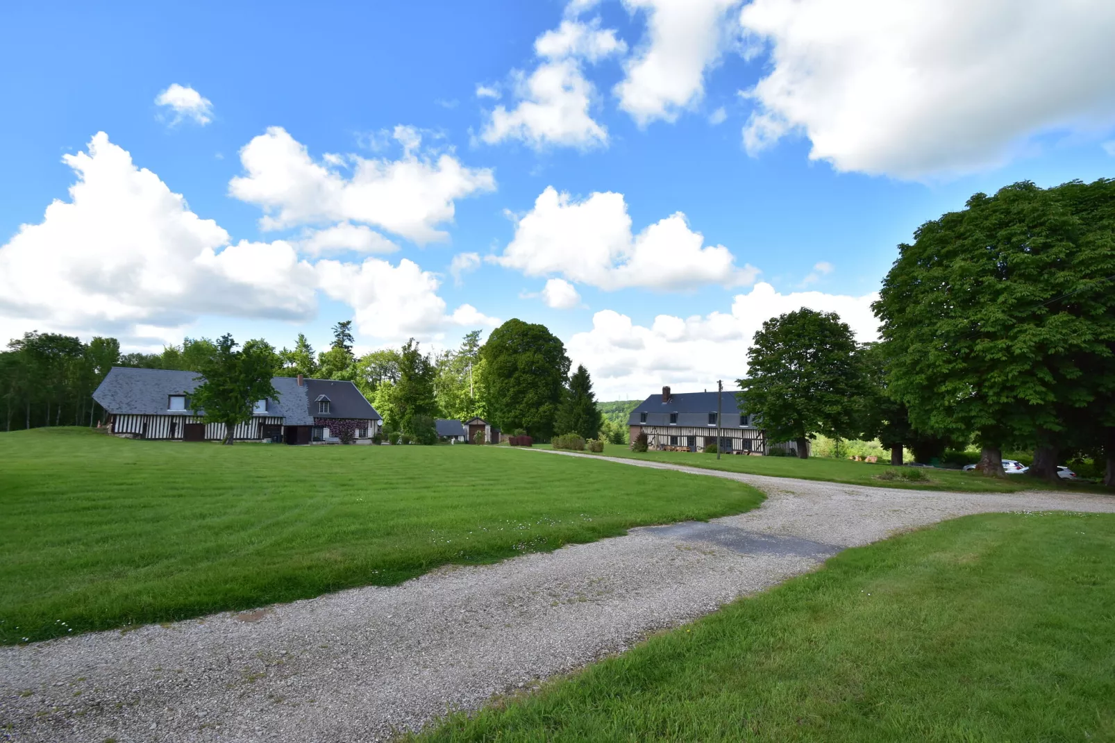 Chateau Bellevue-Buitenkant zomer