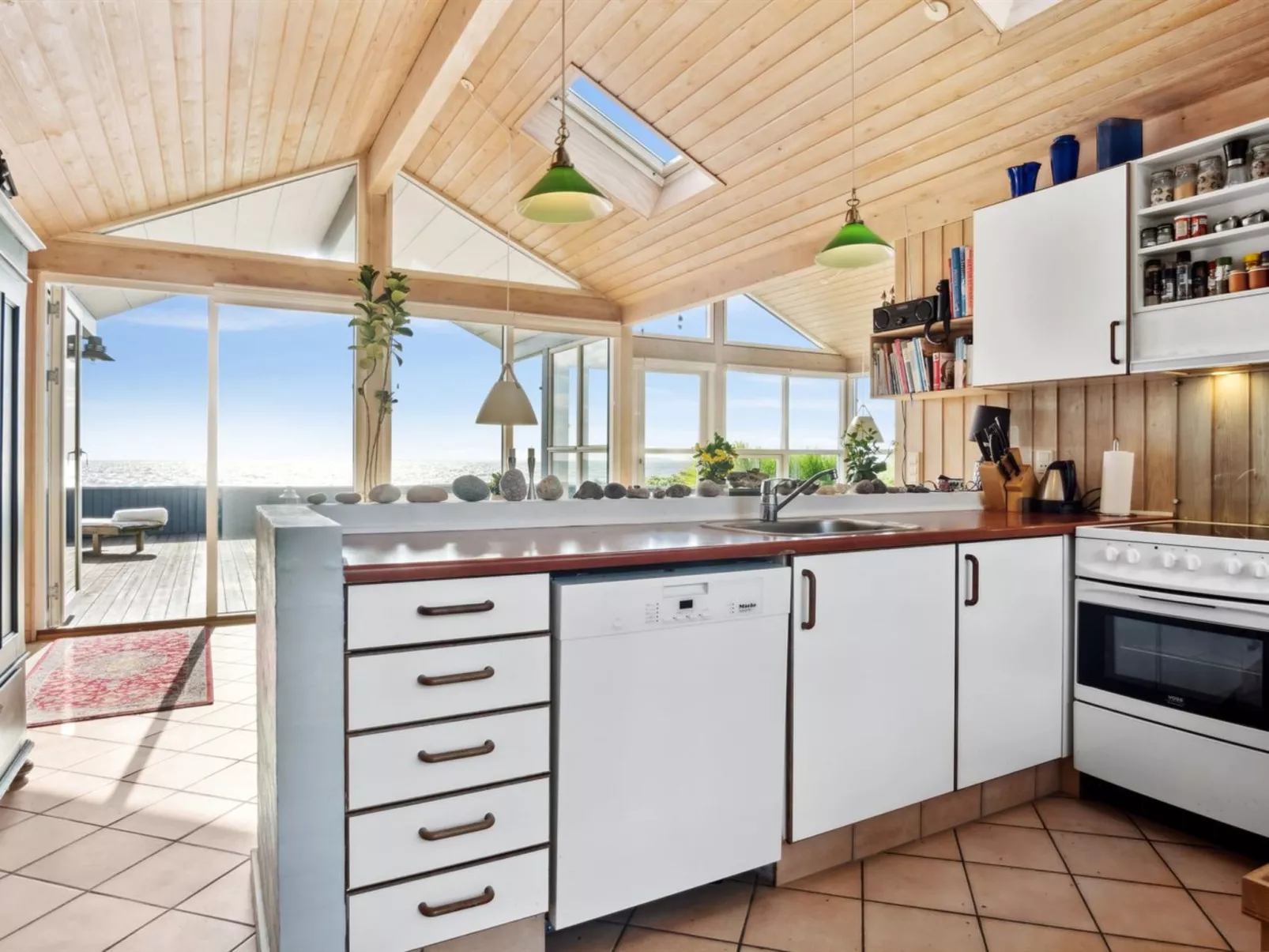 "Iivari" - 70m from the sea-Binnen