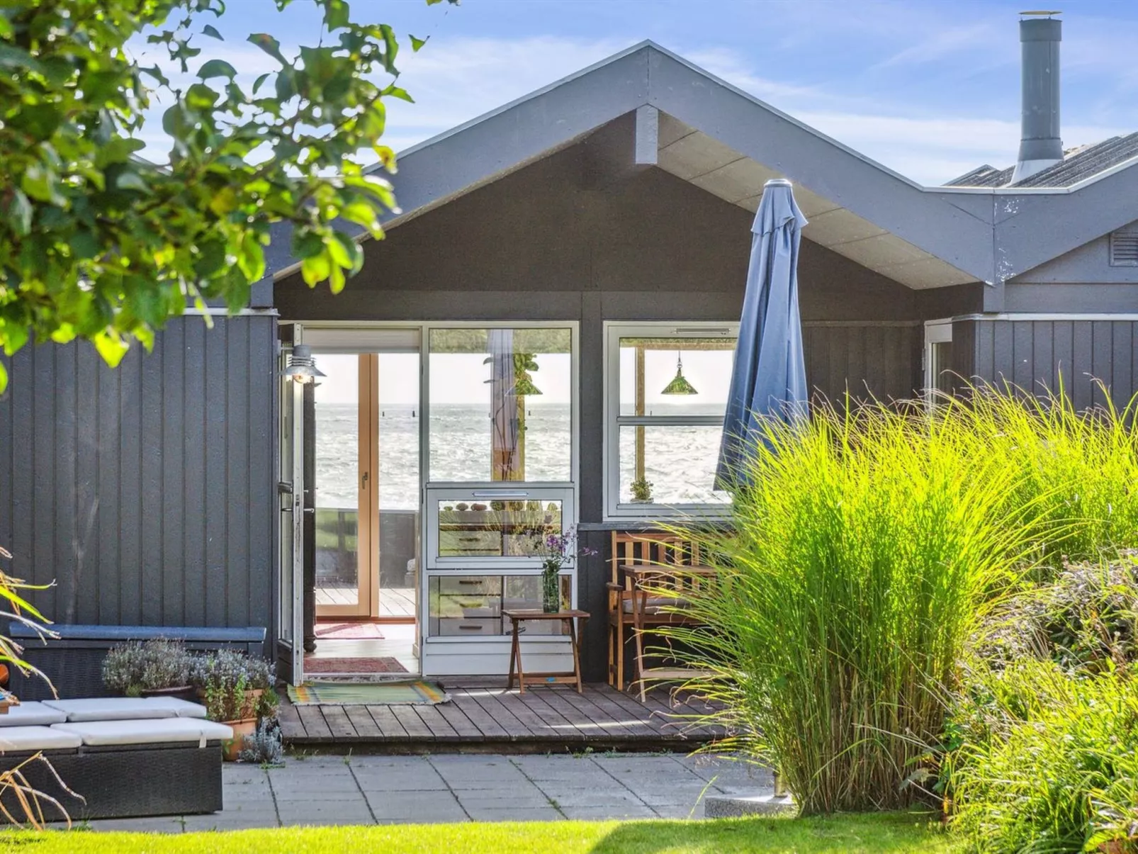 "Iivari" - 70m from the sea-Buiten