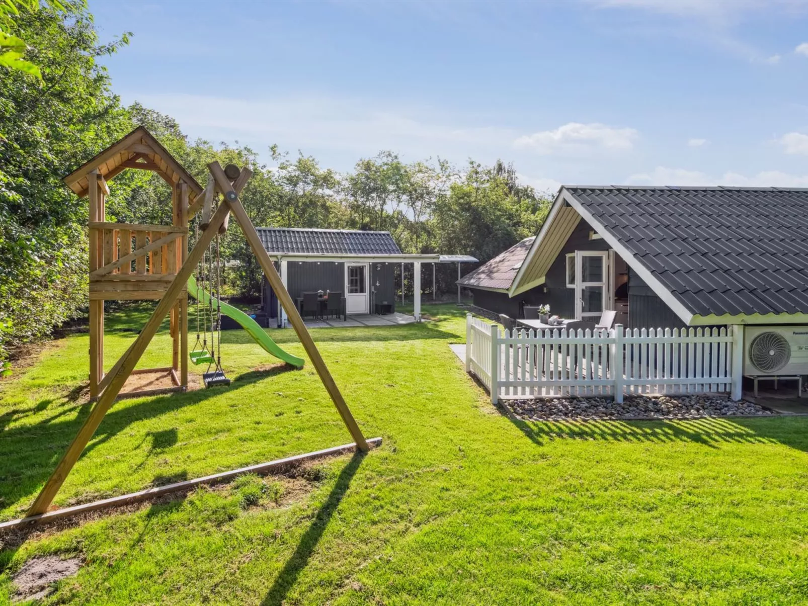 "Ines" - 25km from the sea-Buiten