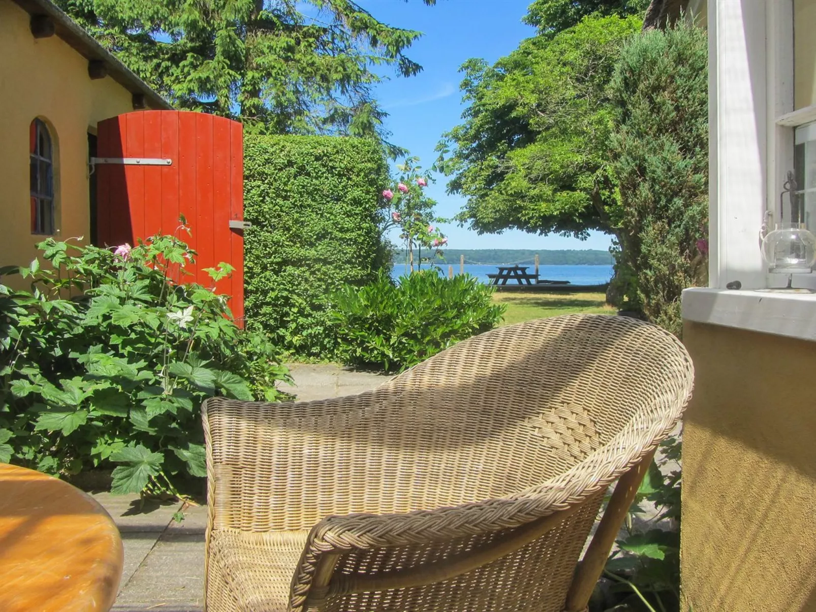 "Akule" - 50m from the sea-Buiten