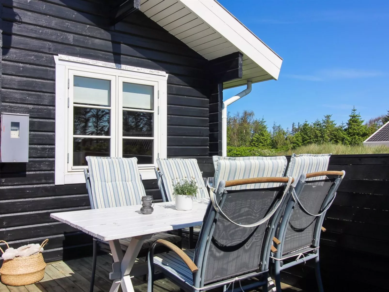 "Awarth" - 500m from the sea-Buiten
