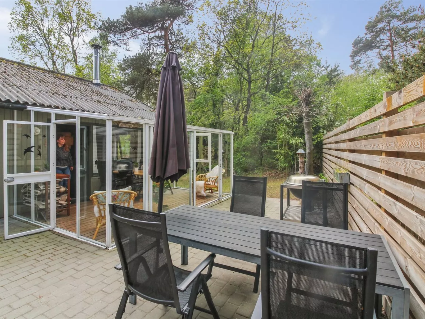 "Ellinor" - 300m from the sea-Binnen
