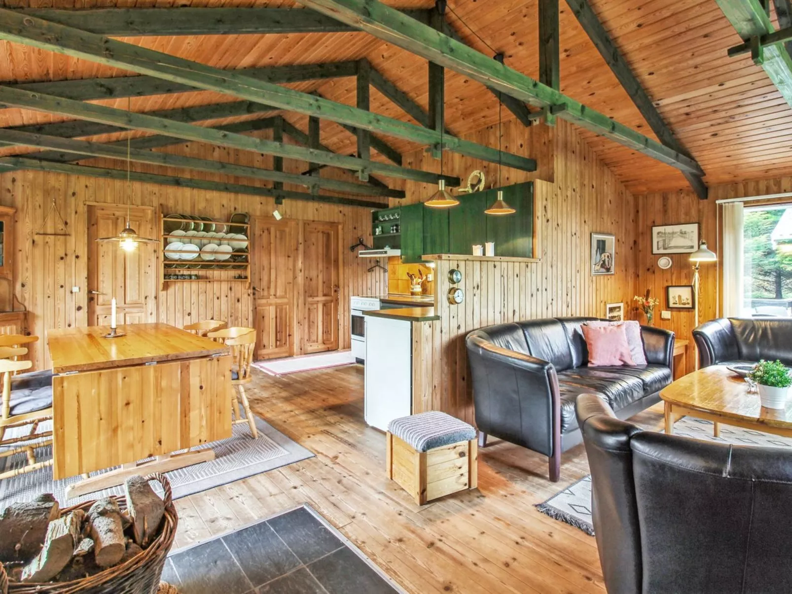 "Conradine" - 500m from the sea-Binnen