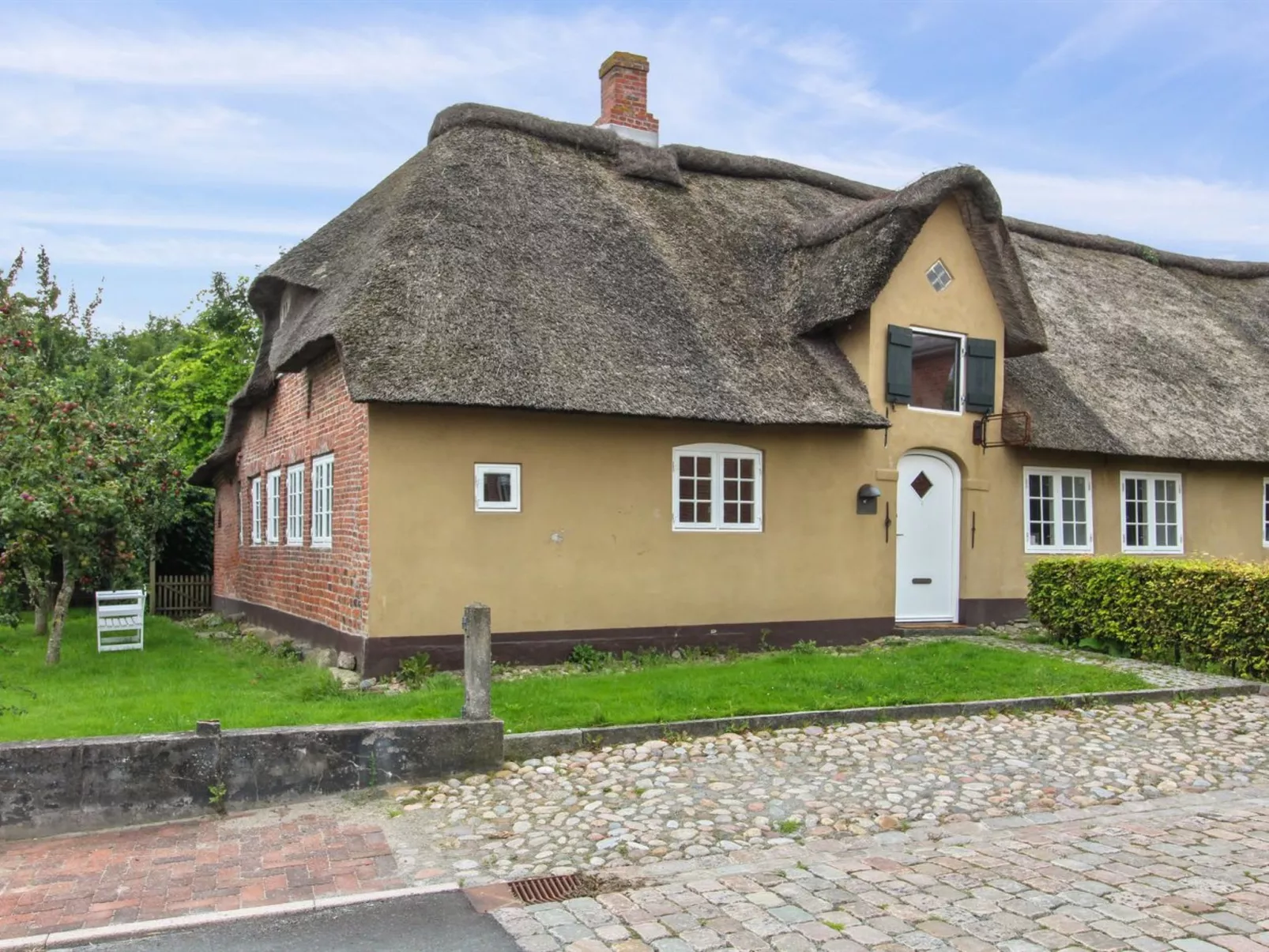 "Markhild" - 40km from the sea-Buiten