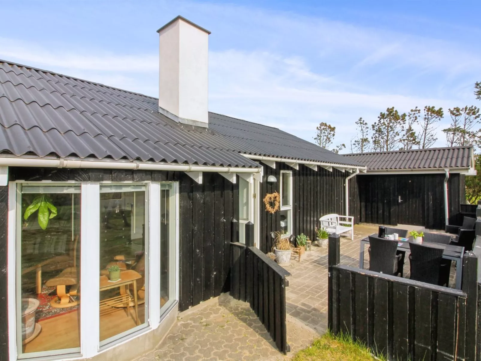 "Aike" - 400m from the sea-Buiten