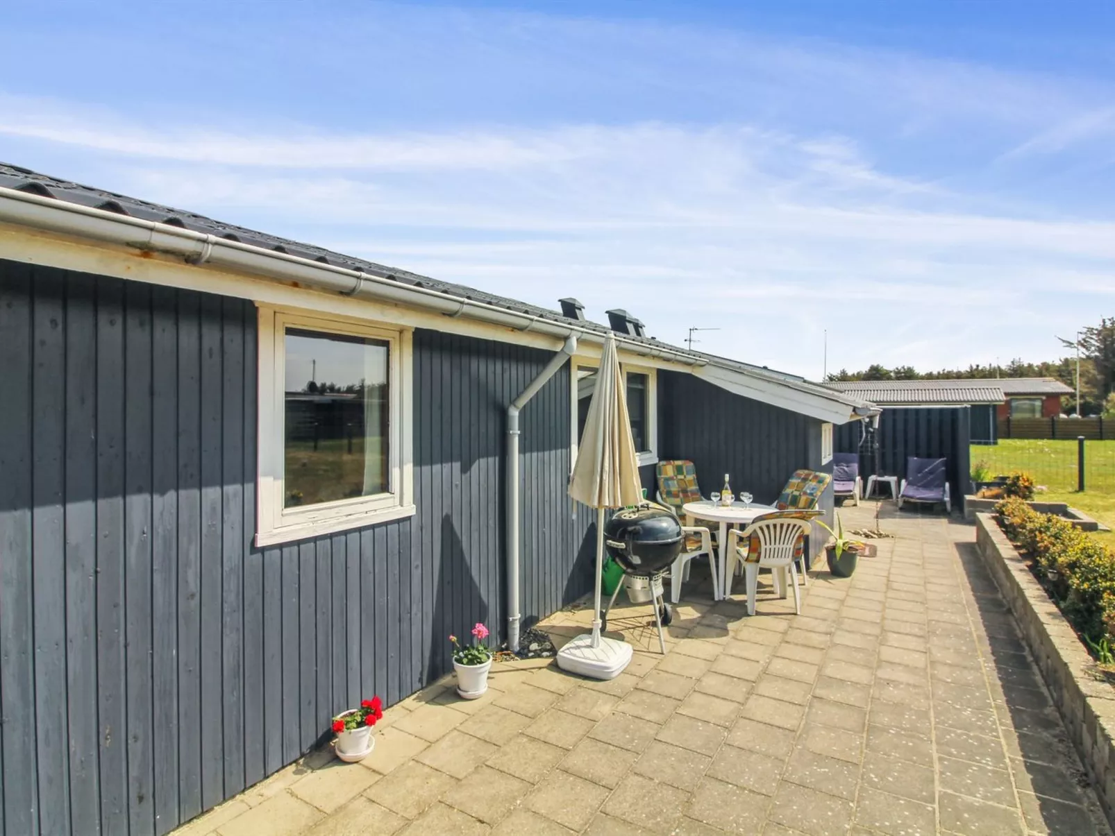 "Hælf" - 400m from the sea-Buiten