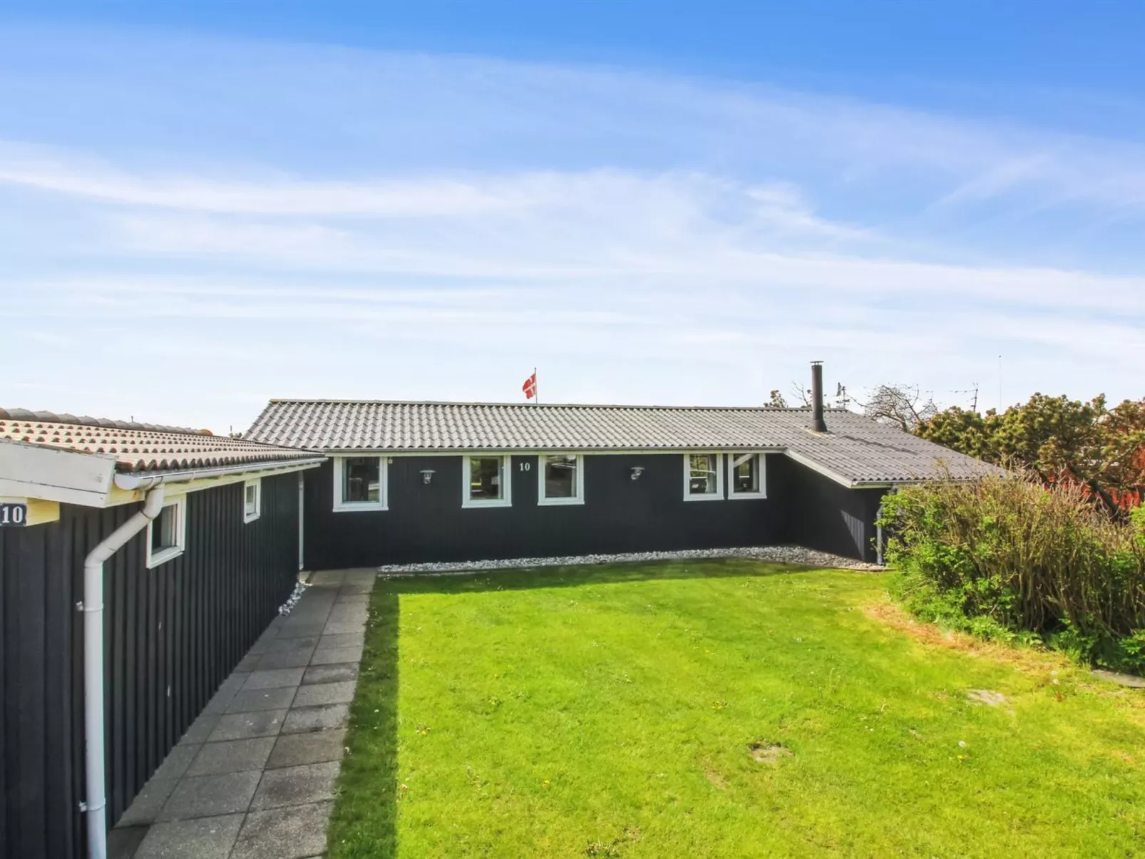 "Hælf" - 400m from the sea-Buiten