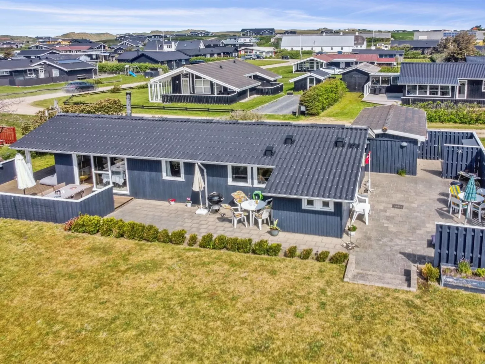 "Hælf" - 400m from the sea-Buiten
