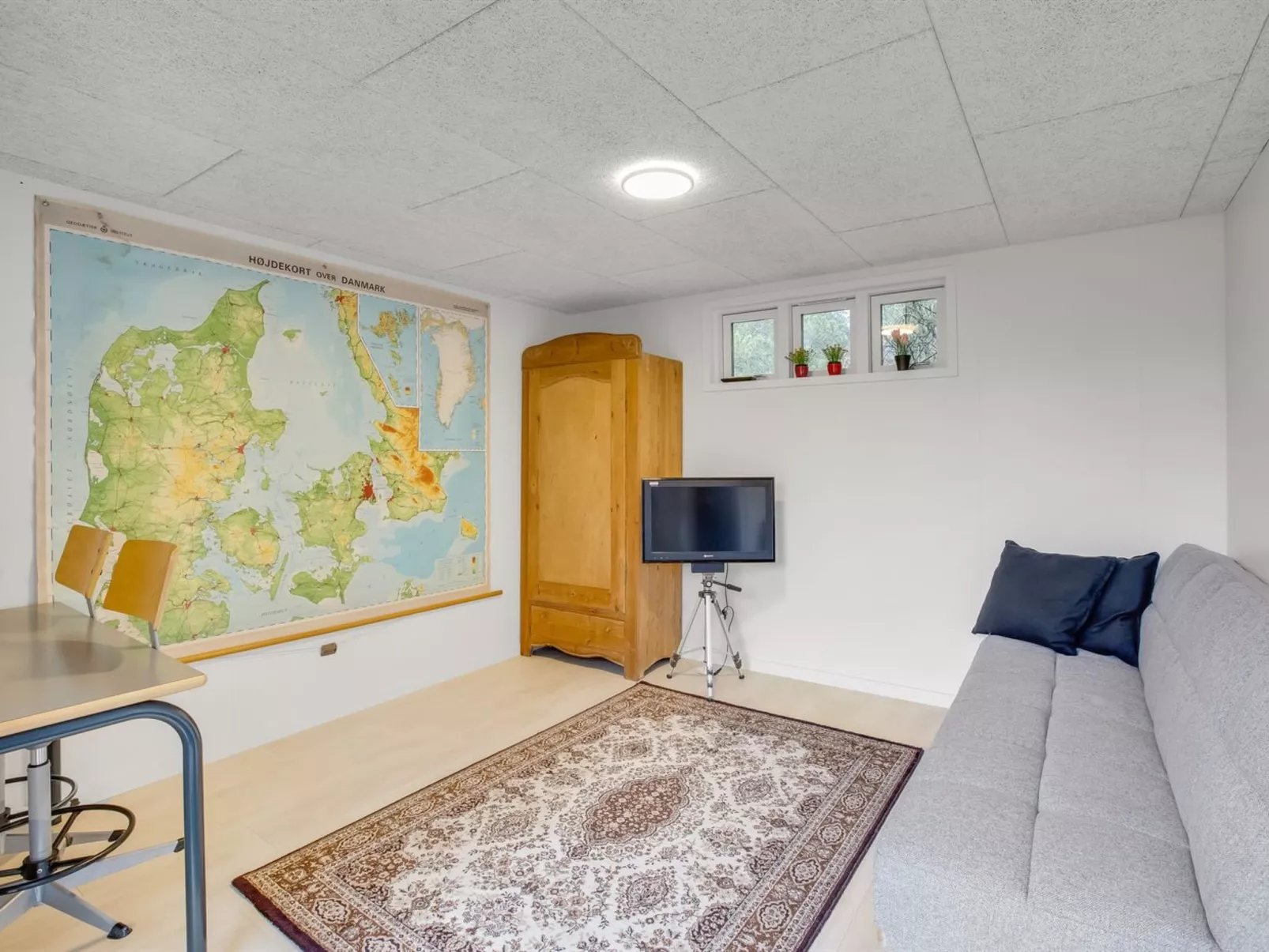 "Calle" - 1km from the sea-Binnen