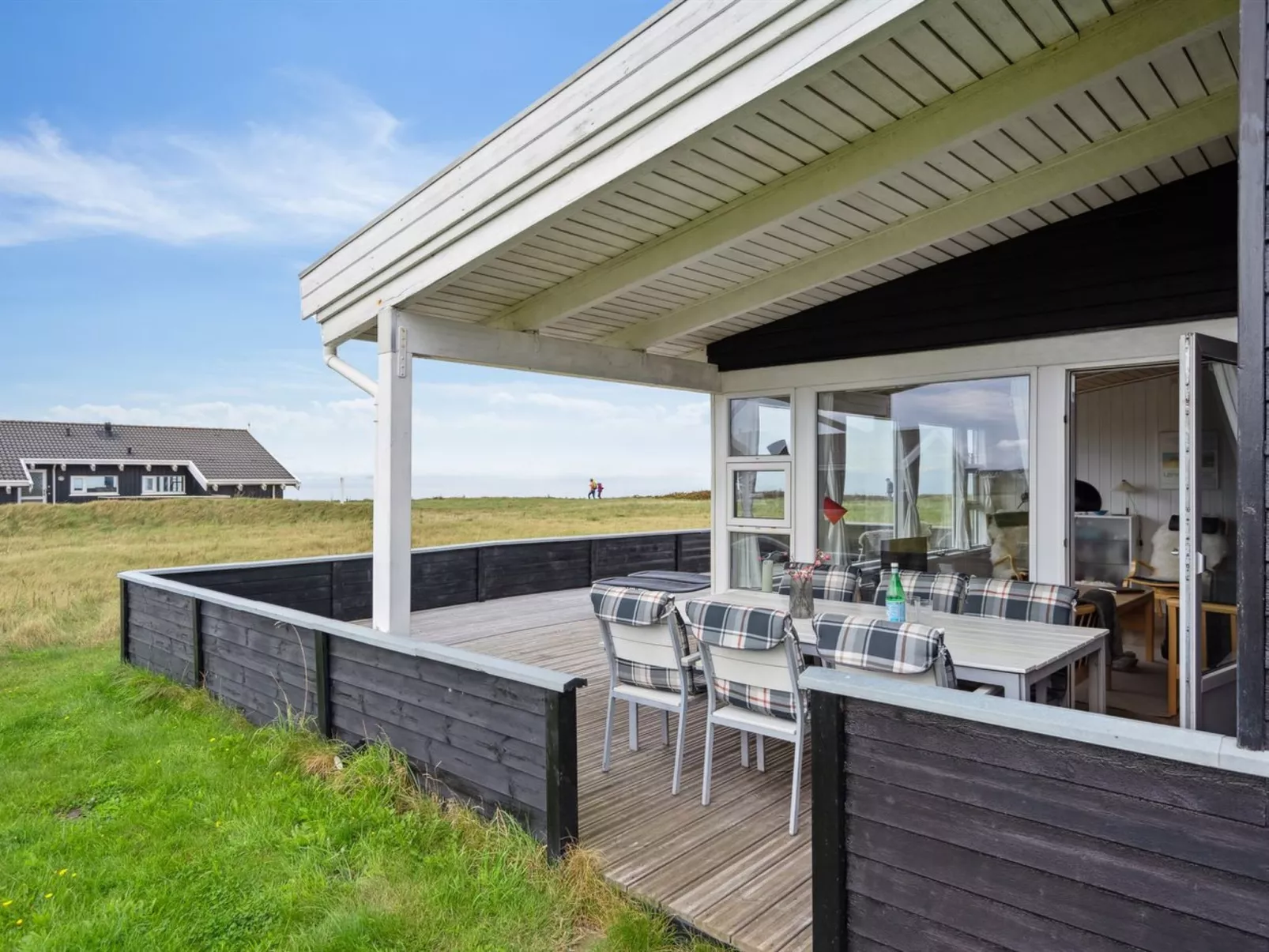"Dyri" - 75m from the sea-Buiten