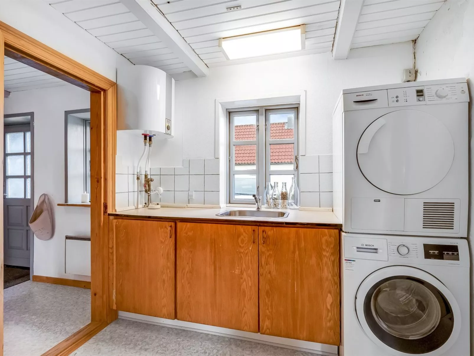 "Orvo" - 150m from the sea-Binnen