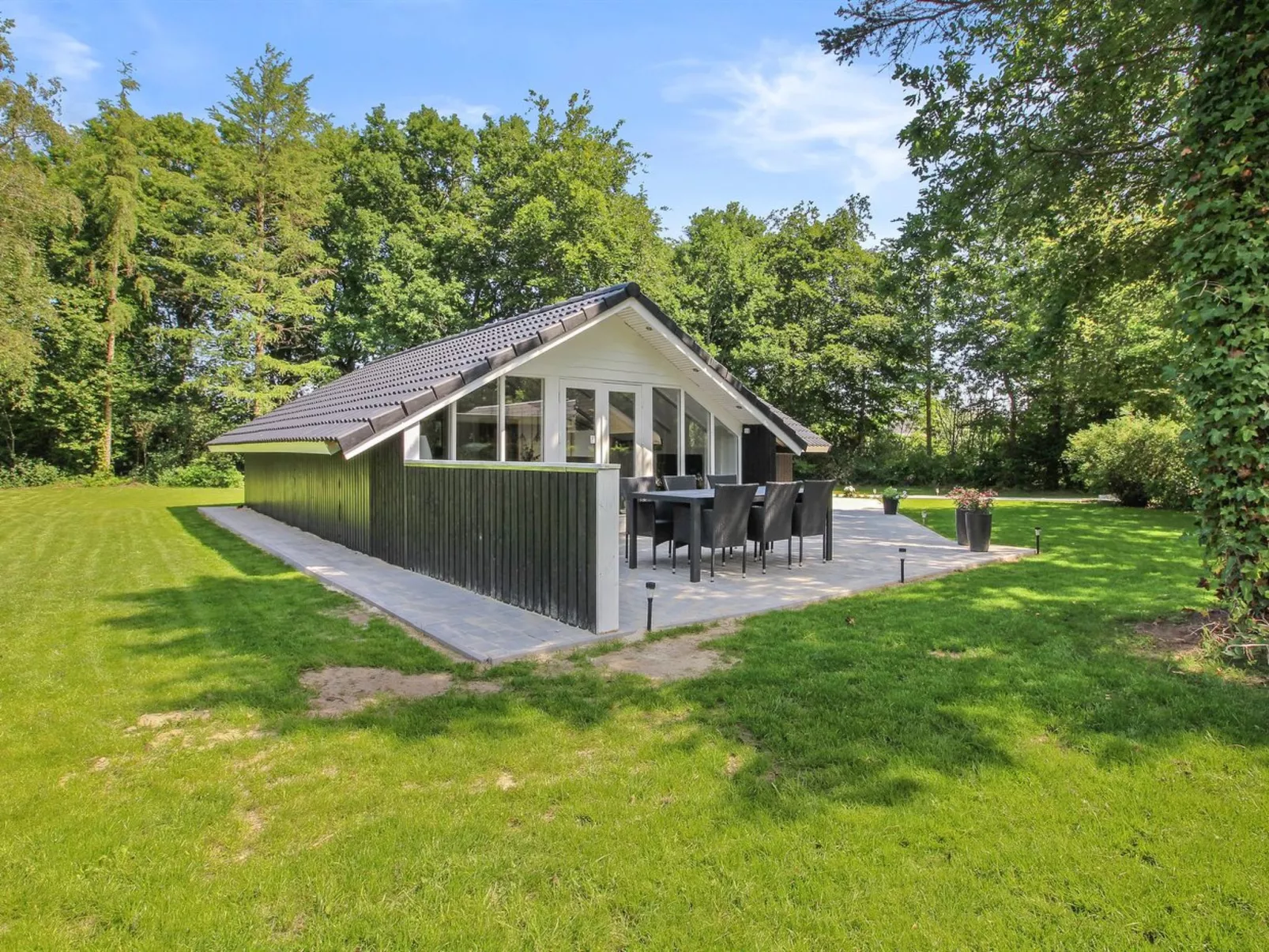 "Arnsten"-Buiten