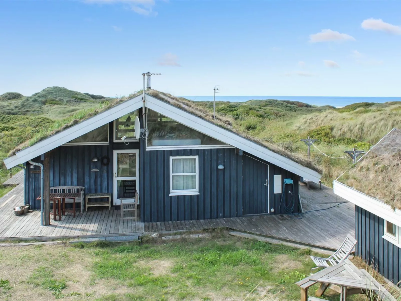 "Eunike" - 300m from the sea-Buiten