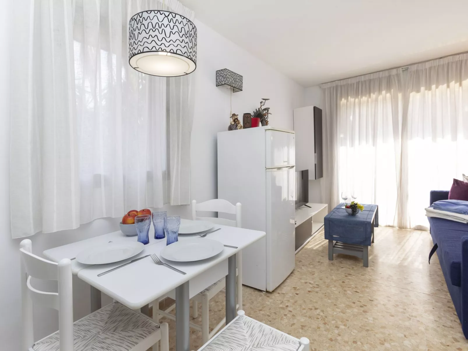 Cosy Lloret-Binnen