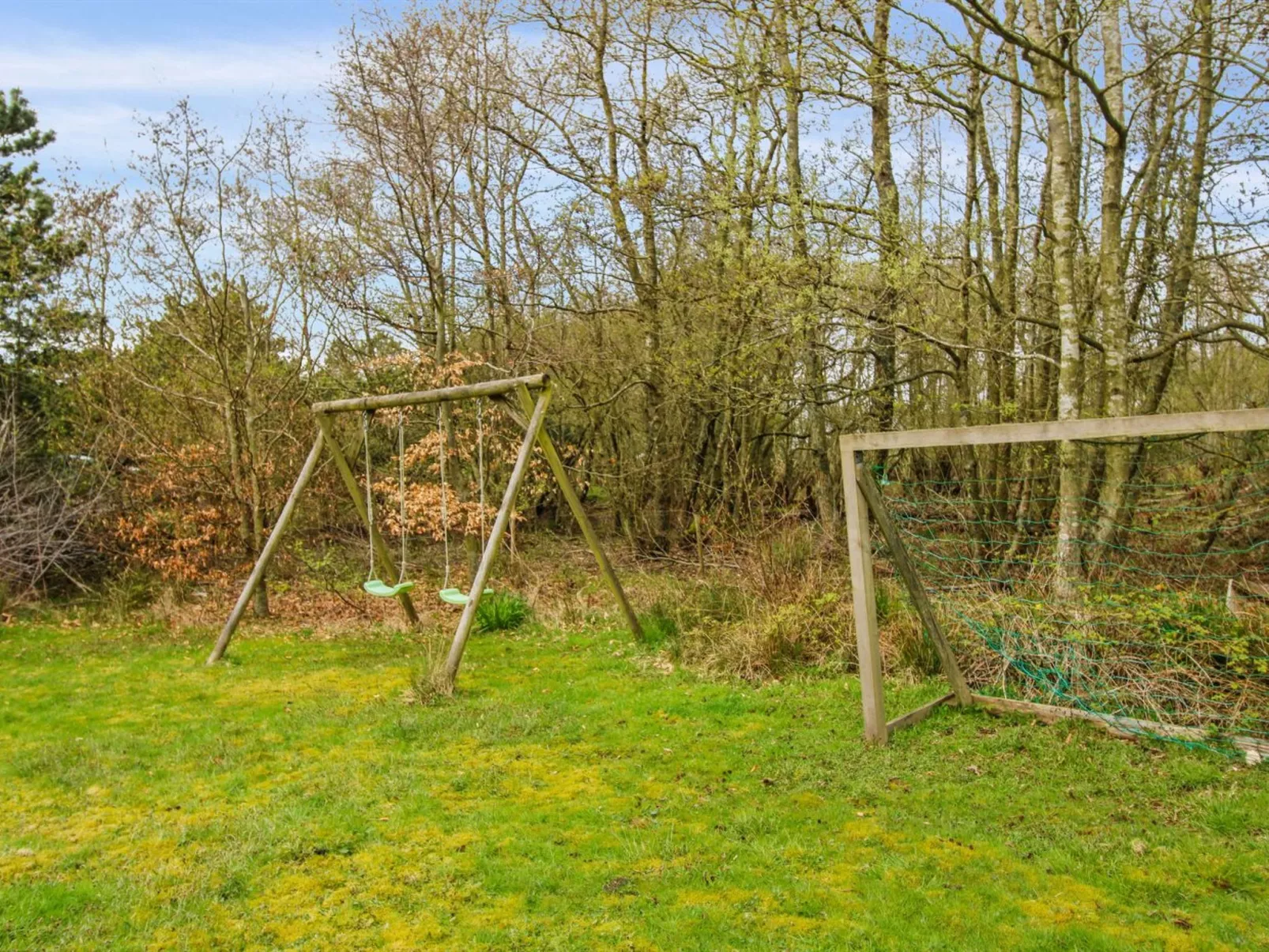 "Nielsine" - 1.5km from the sea-Buiten