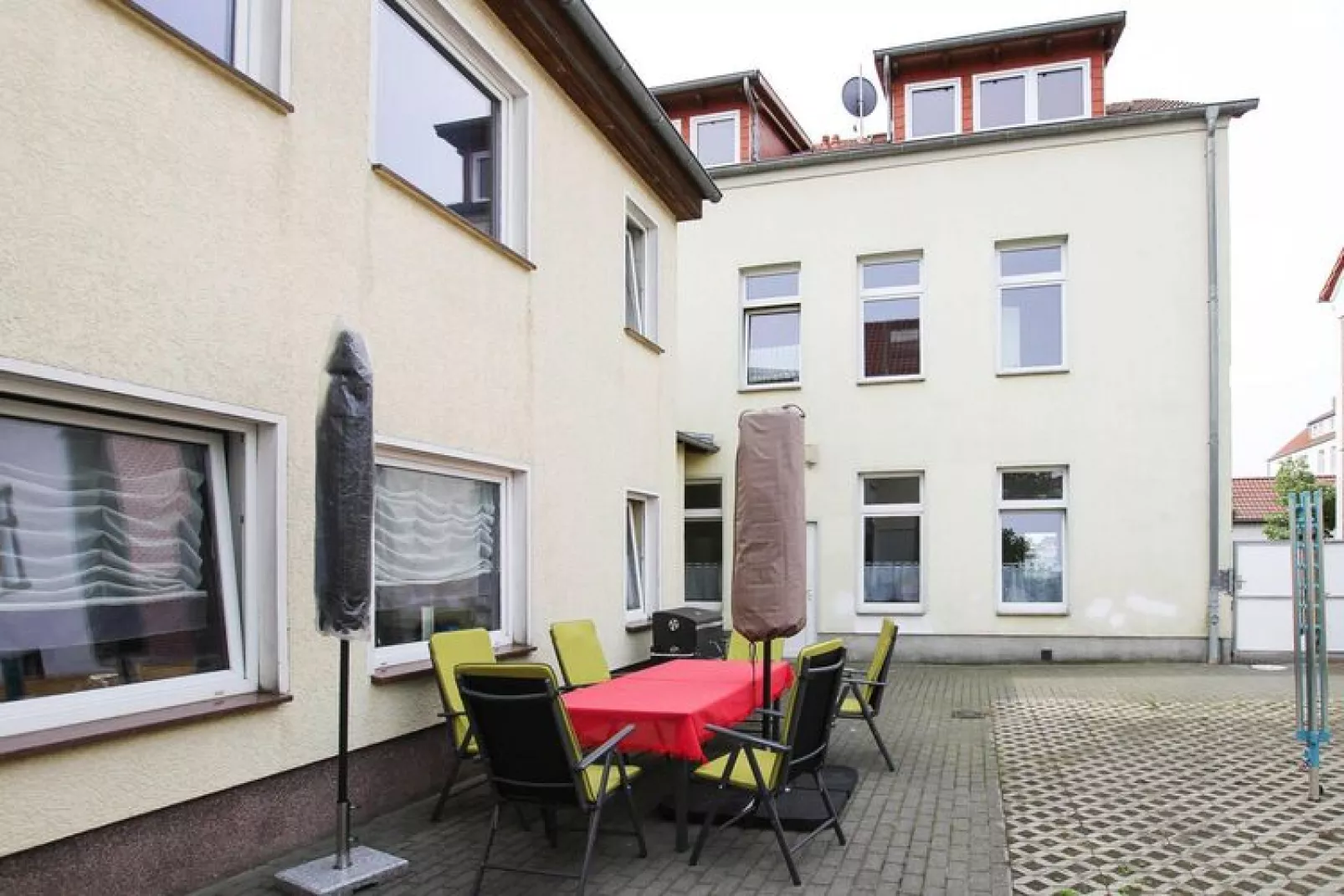 Fewo groß 50 qm-Buitenkant zomer