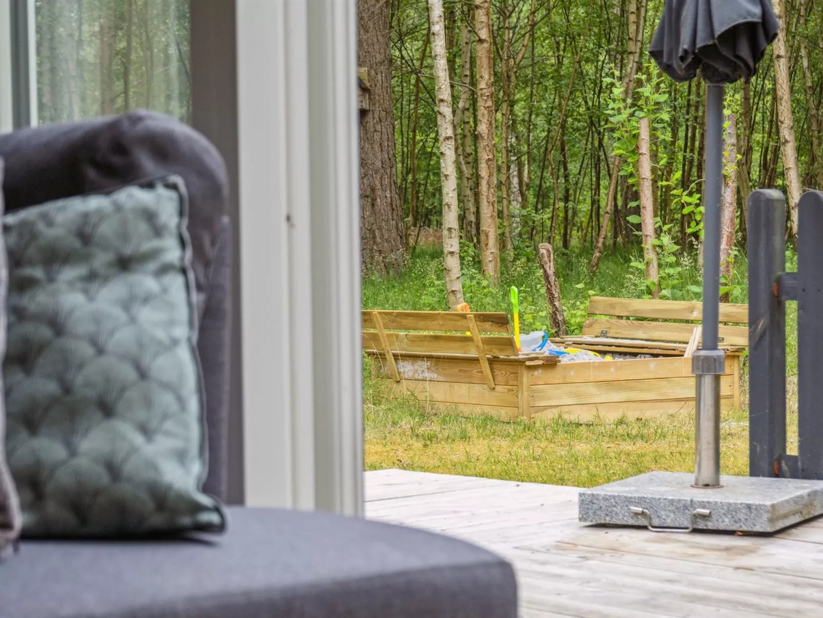 "Tellervo" - 1.5km from the sea-Binnen