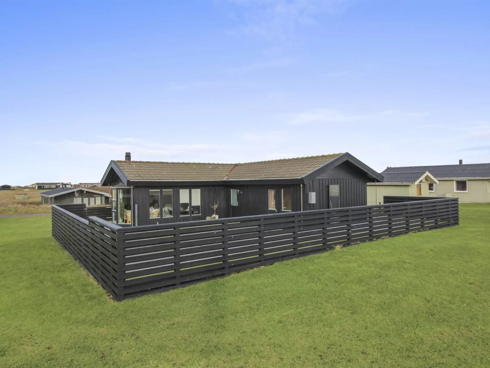 "Frederik" - 400m from the sea-Buiten