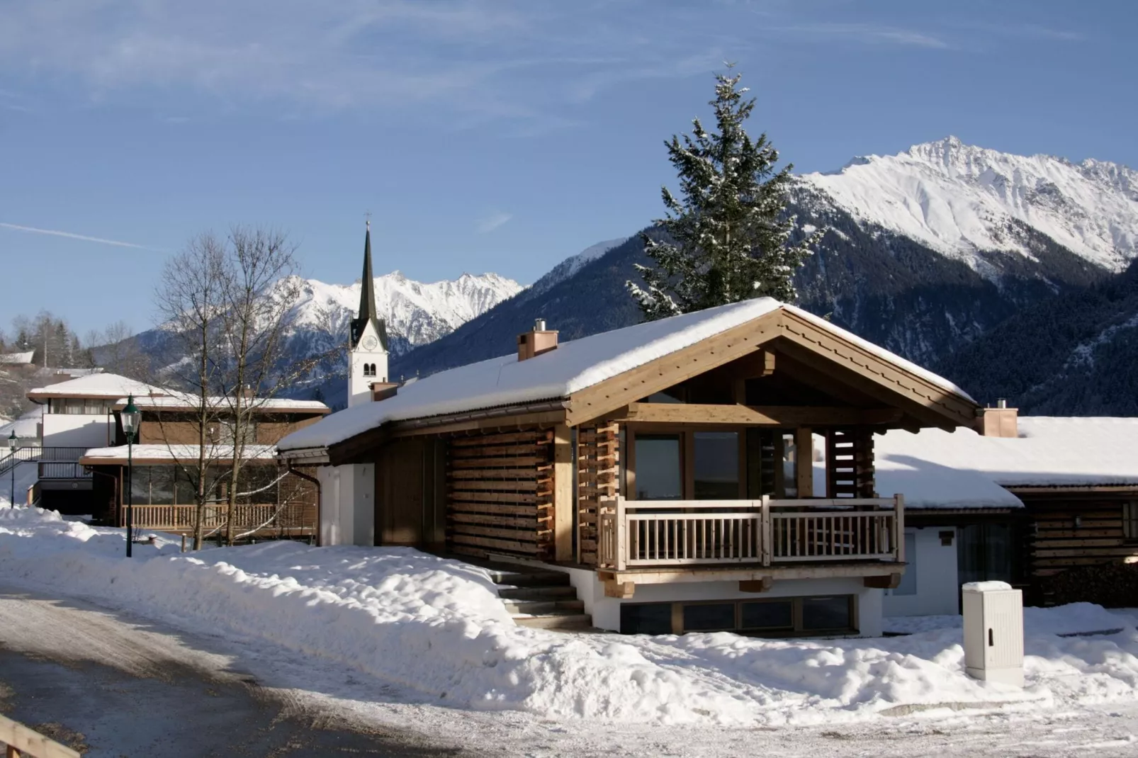 Chalets im Wald-Exterieur winter