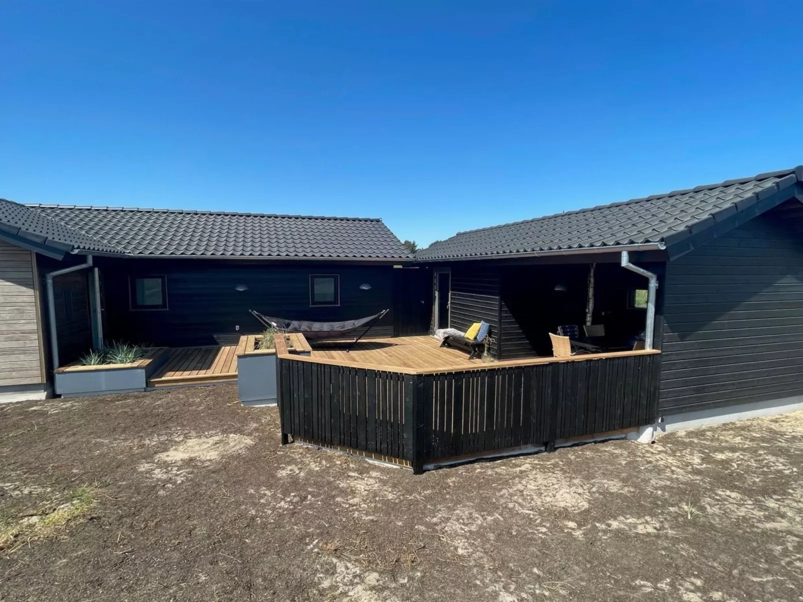 "Hinda" - 1.2km from the sea-Buiten