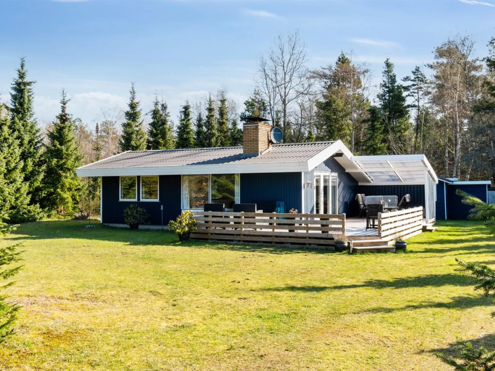 "Signa" - 1km from the sea-Buiten